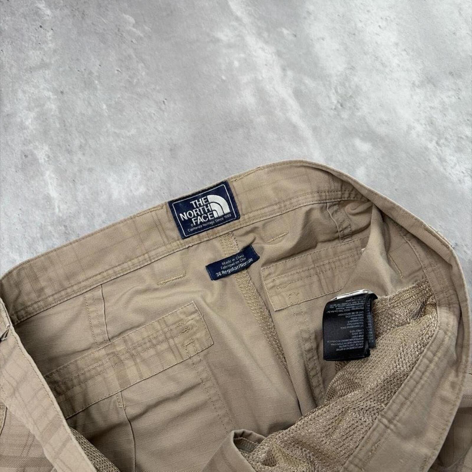 The North Face Vintage Beige The North Face Grunge Baggy Plaid Cargo Shorts Size US 36 / EU 52 - 5 Thumbnail