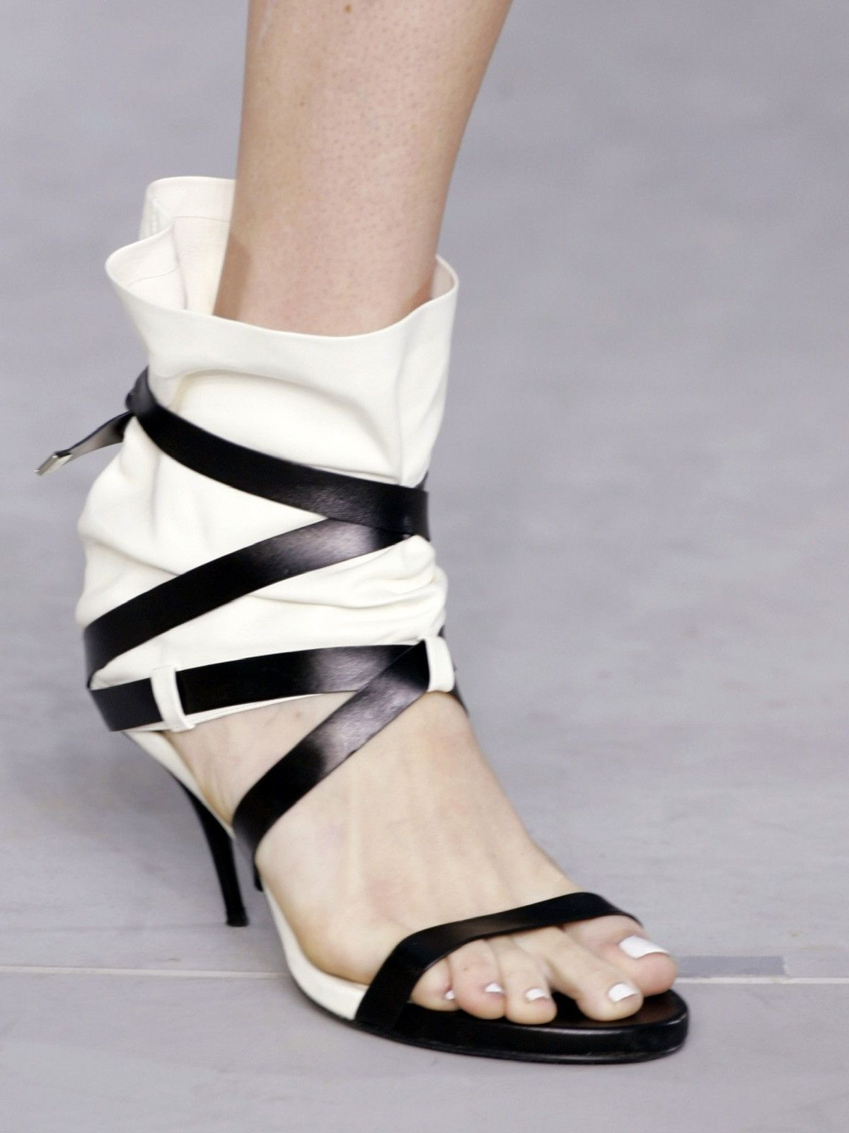 Chanel S/S 06 Glove Wrap Heels Size US 8 / IT 38 - 1 Thumbnail