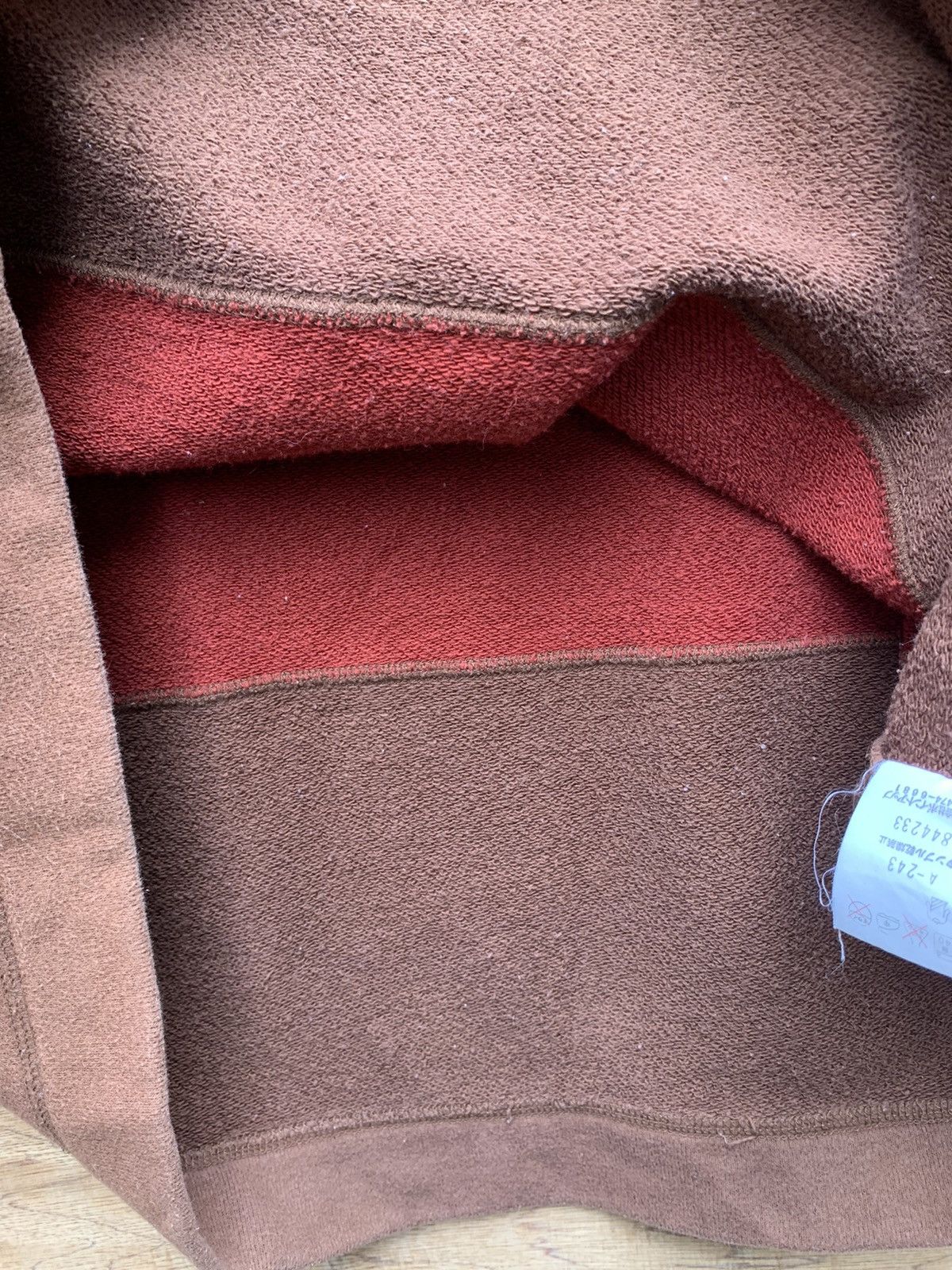 Hai Sporting Gear × Issey Miyake Hai Sporting Gear X Issey Miyake velvet logo Sweatshirt Size L / US 10 / IT 46 - 13 Thumbnail