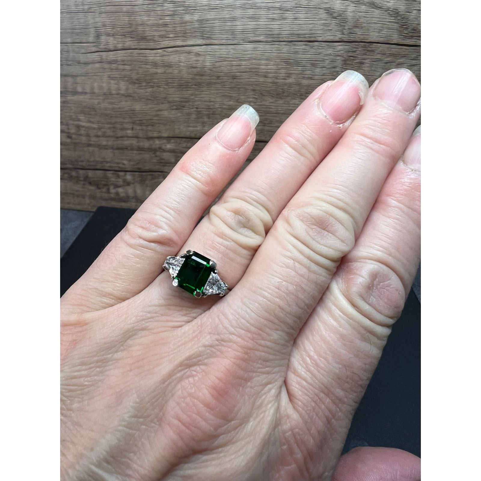 Other Vintage synthetic emerald 925 silver ring size 7 Size ONE SIZE - 7 Thumbnail