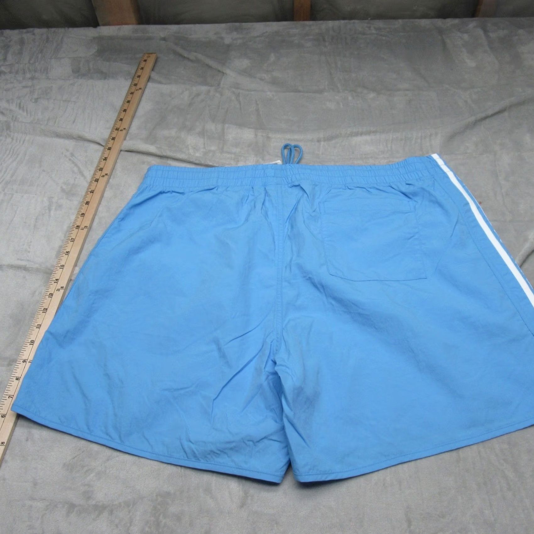 Adidas Adidas Shorts Mens 2XL Blue Drawstring Light Adicolor Sprinter Nylon Athletic Shorts Men 2XL Blue Striped 90s Style Size US 39 - 2 Thumbnail