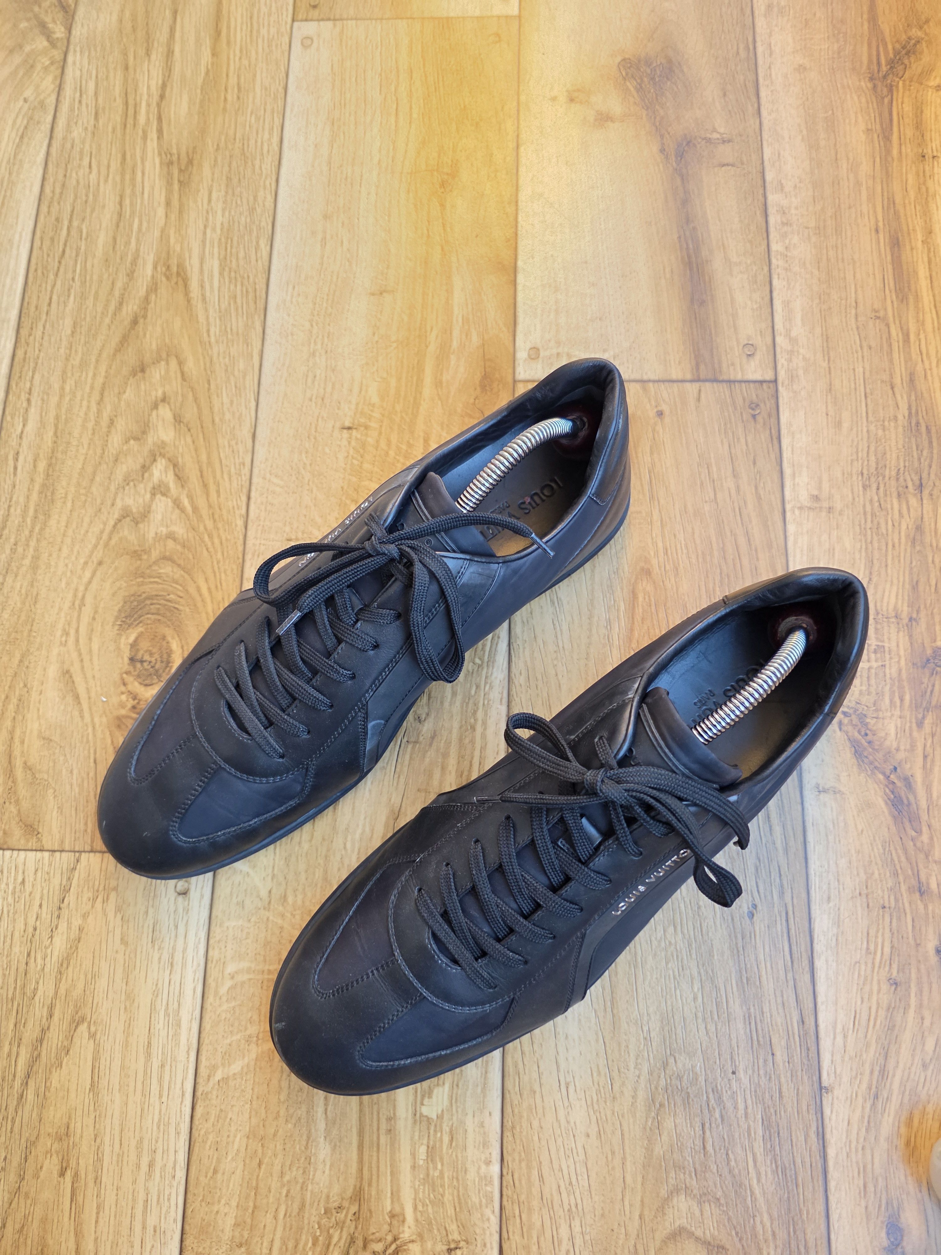 Louis Vuitton LOUIS VUITTON SNEAKERS Size US 11.5 / EU 44-45 - 4 Thumbnail