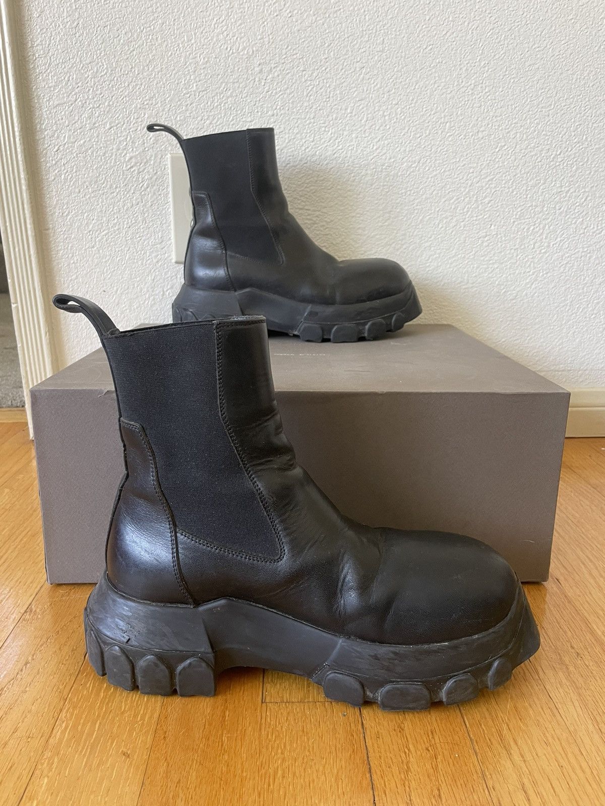 RICK OWENS BEATLE BOZO TRACTOR BOOT