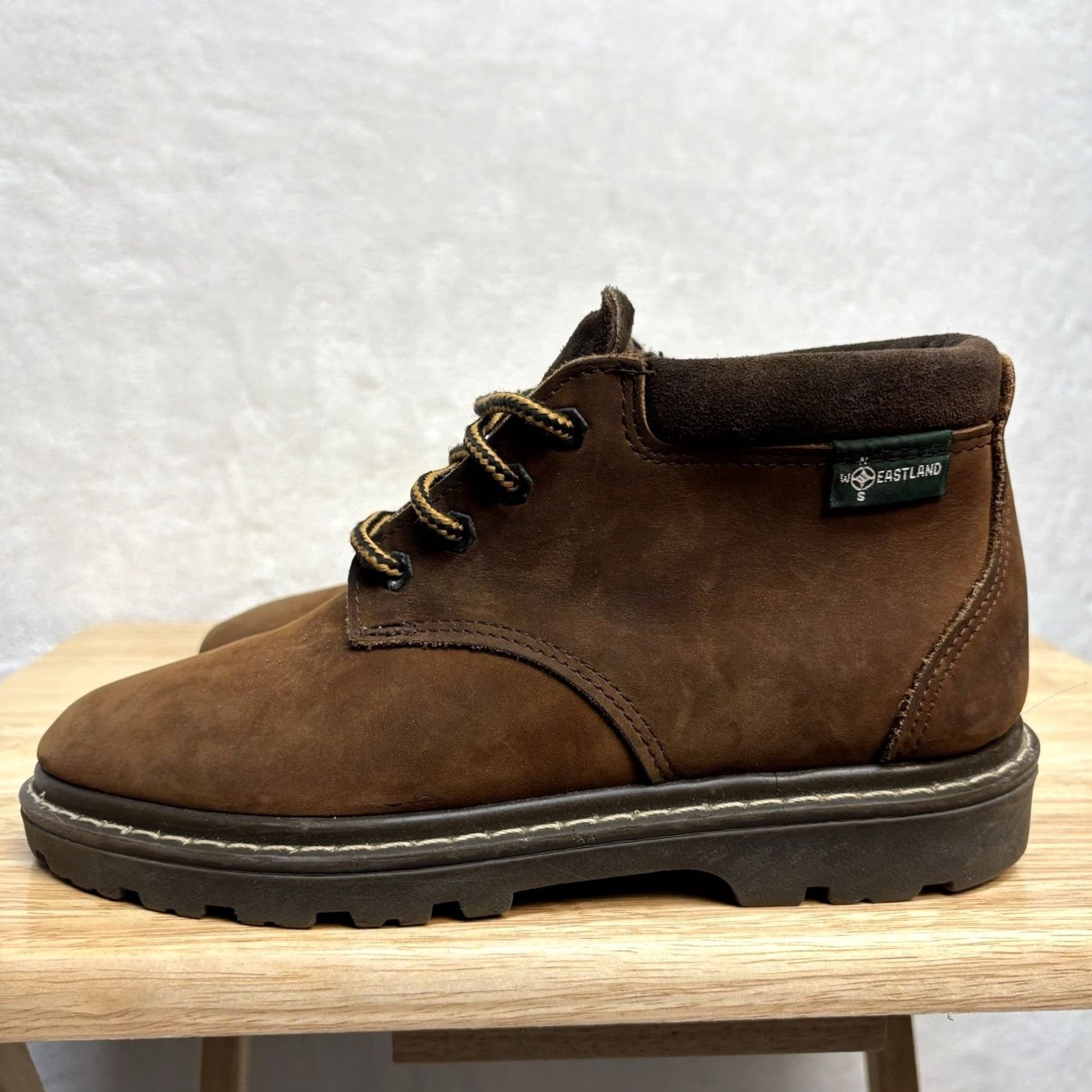 Eastland VINTAGE Eastland Chukka Boot Leather Lace Up Ankle Lug Sole Brown Women 7.5 Size M Casual Size US 8 / IT 38 - 3 Thumbnail