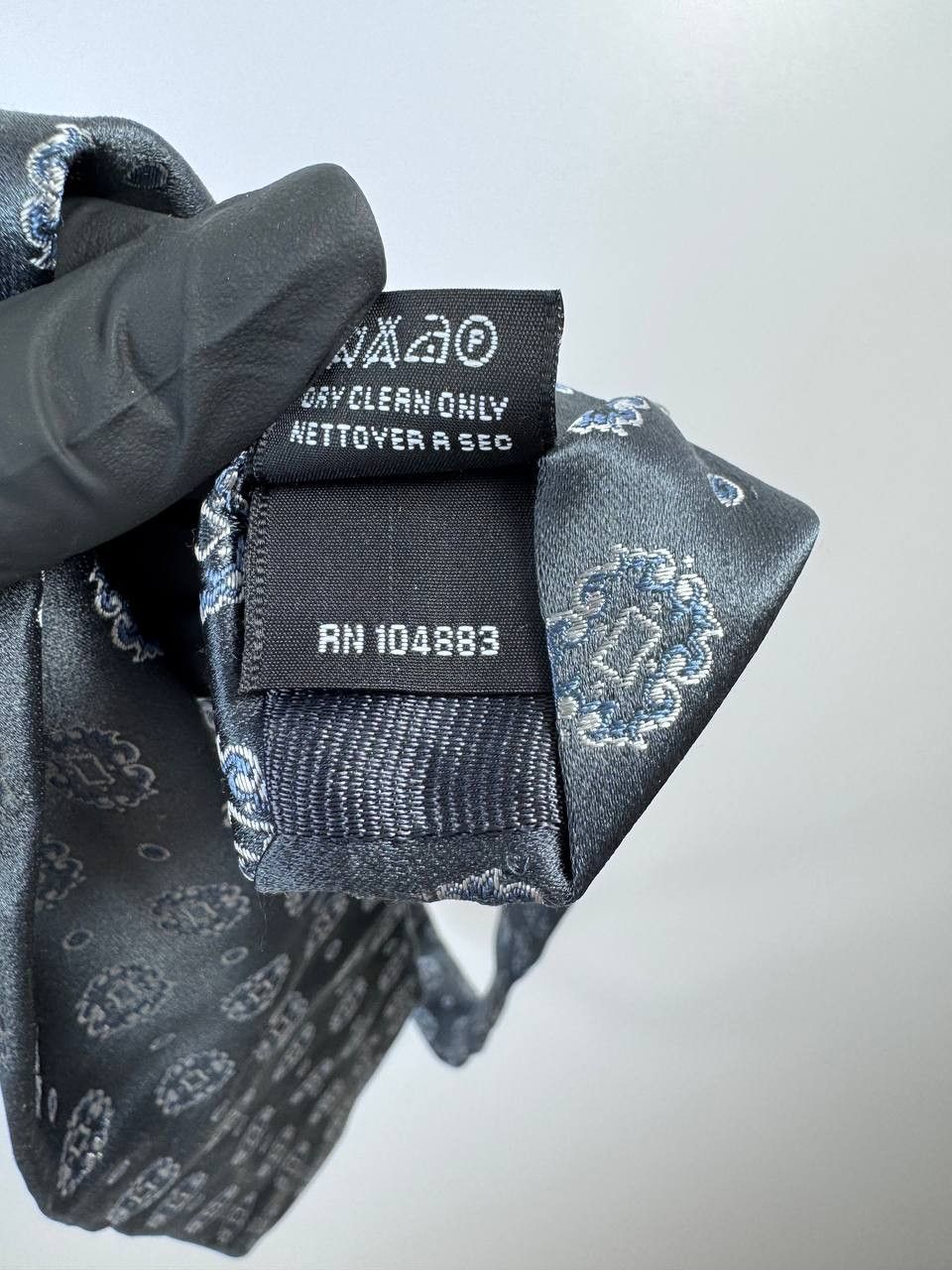 Dolce & Gabbana Dolce & Gabbana Silk Tie Gray Medallion Pattern Made InItaly Size ONE SIZE - 3 Thumbnail