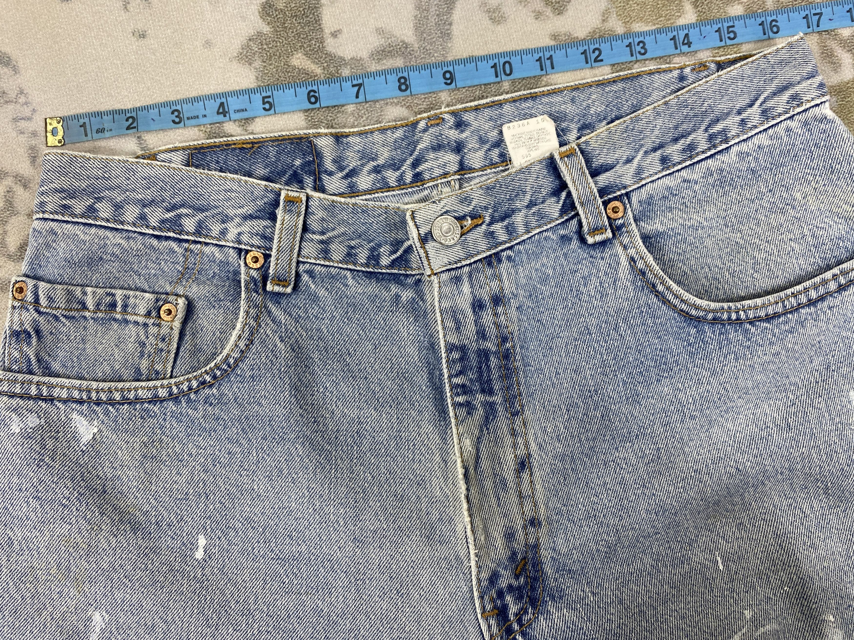 Levi's Light Blue Wash Vintage Levi's 560 33x30.5 Denim -JN1699 Size US 33 - 5 Thumbnail