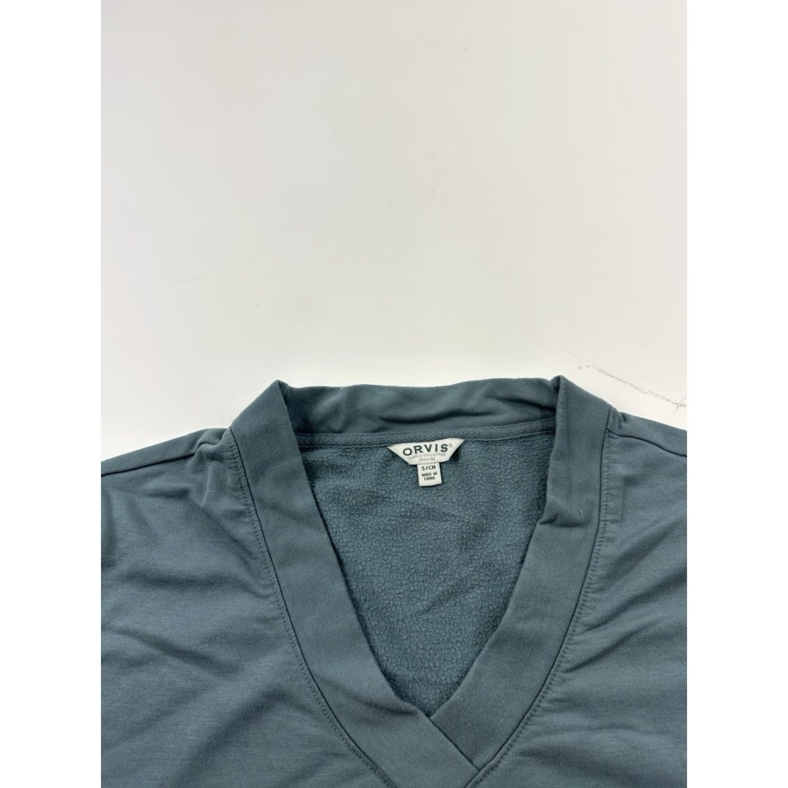 Orvis **Orvis Blue Women’s V-Neck Pullover Sweatshirt** User: **Blue Orvis Women’s V-Neck Pullover Sweatshirt Small** Size S / US 4 / IT 40 - 5 Thumbnail