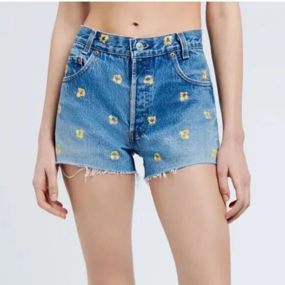 Levi's × RE/DONE NWT RE/DONE x LEVI'S FLORAL SHORTS SZ 25 Size 25" / US 0 / IT 36 - 1 Thumbnail