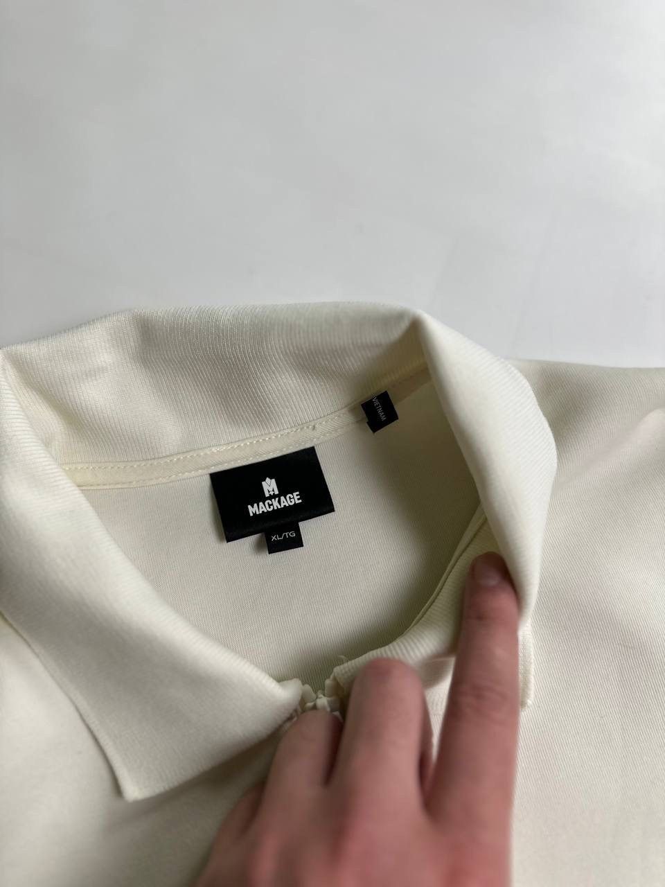 Mackage Mackage Felix 1/4 Polo Zip Cream Luxury Oldmoney Size US XL / EU 56 / 4 - 6 Thumbnail