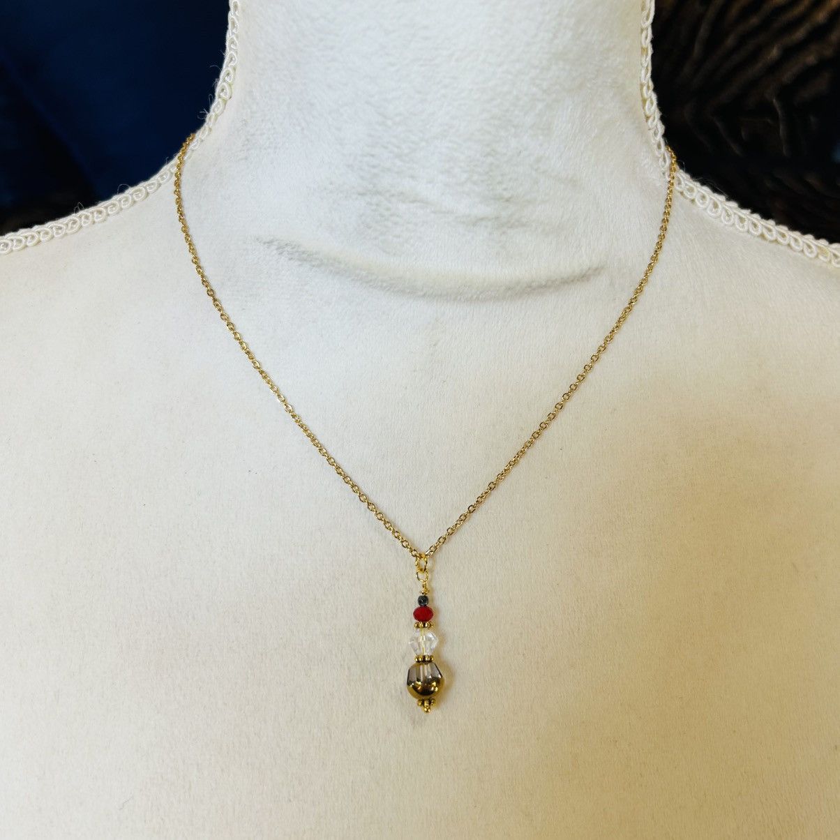 Handmade Handcrafted elegant glass beaded pendant on chain necklace Size ONE SIZE - 3 Thumbnail