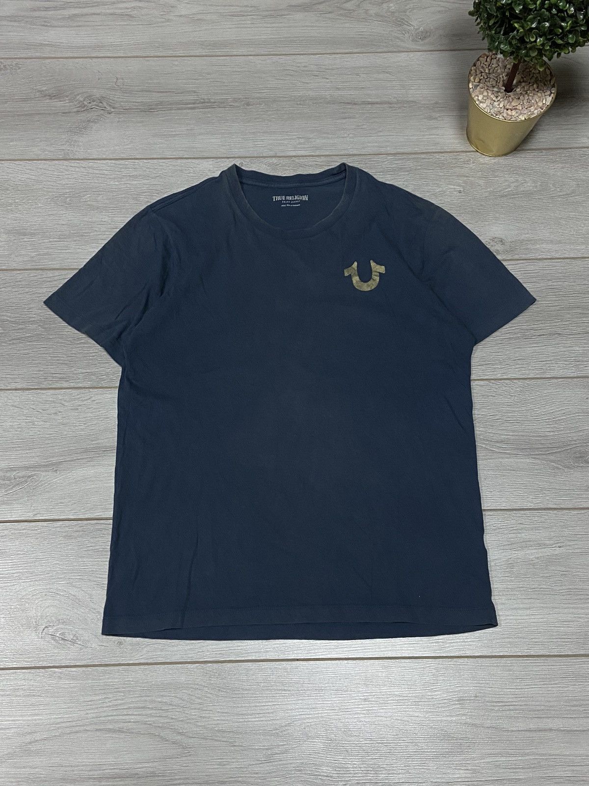 True Religion True Religion Buddha big horse shoe fade t-shirt Size US L / EU 52-54 / 3 - 2 Thumbnail