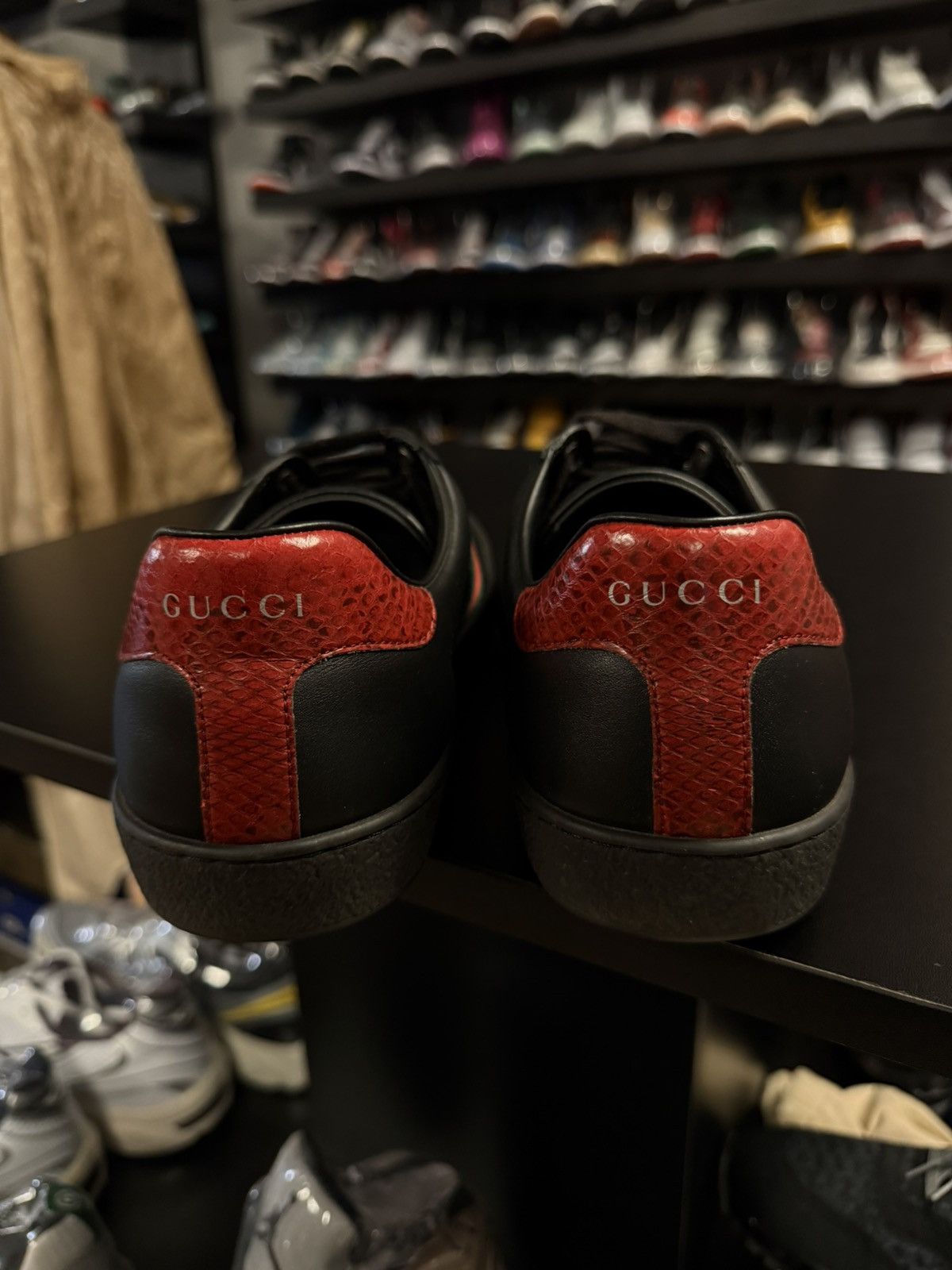 Gucci Gucci Low Top Men’s Sneakers Black Striped Logo 9G/9.5US Size US 9.5 / EU 42-43 - 9 Thumbnail