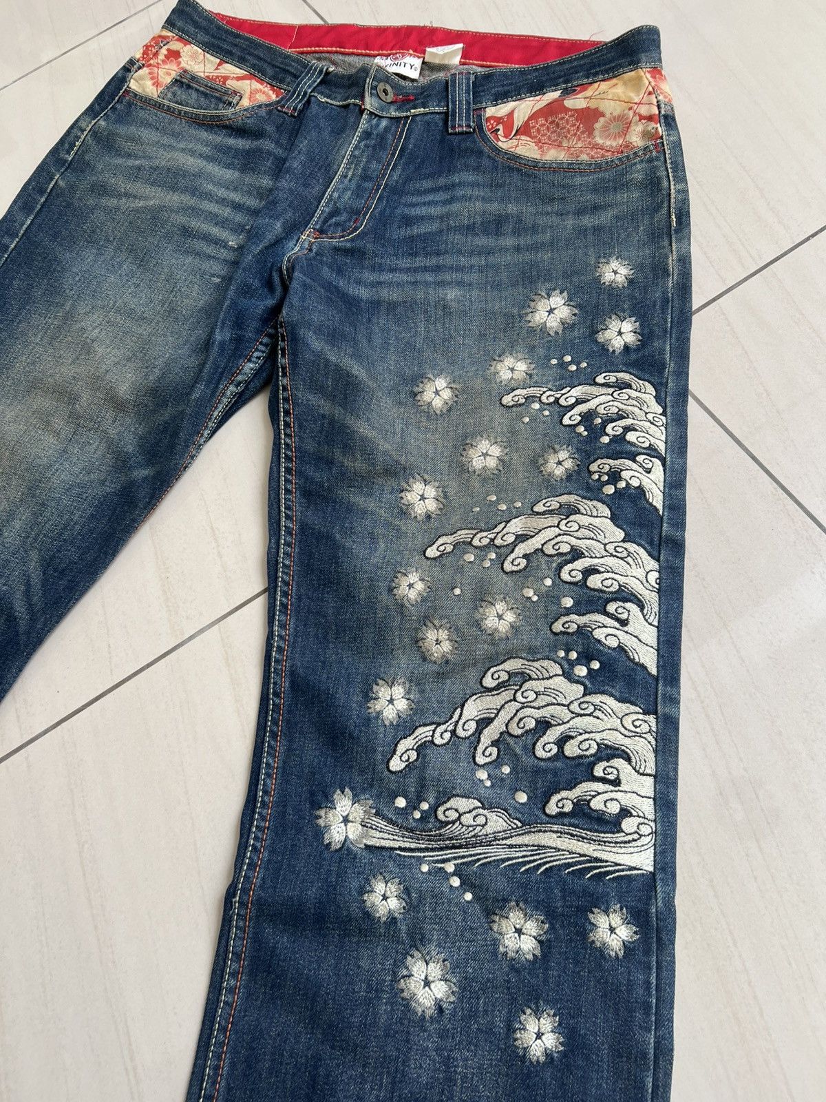 Designer × Japanese Brand Infinity Sukajan embroidery Jeans Japanese Size US 36 / EU 52 - 5 Thumbnail