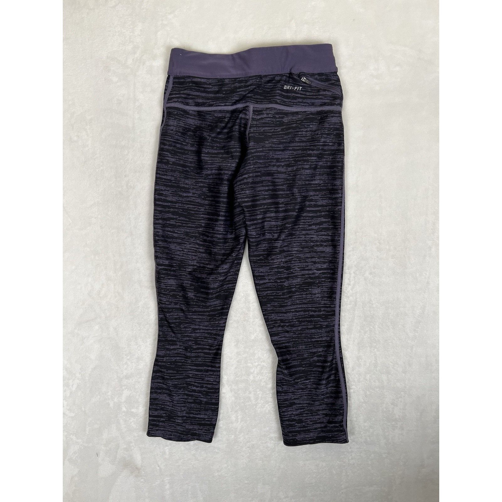 Nike Nike Dri-Fit Women's Athletic Leggings Cropped XS Lot Of 2 Size 24" / US 00 / IT 34 - 11 Thumbnail