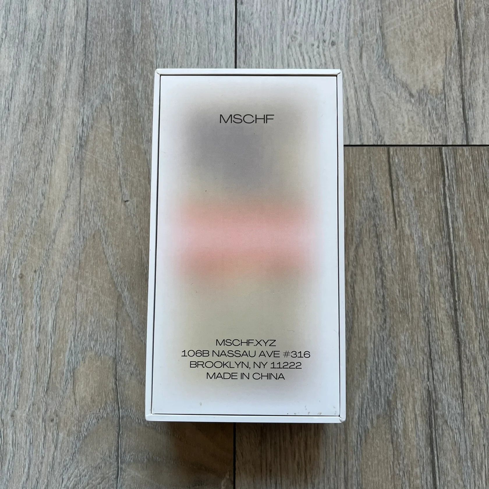 MSCHF Blur ¥5,000 Yen Figure MSCHF Blur ¥5000 Yen Figure – único13