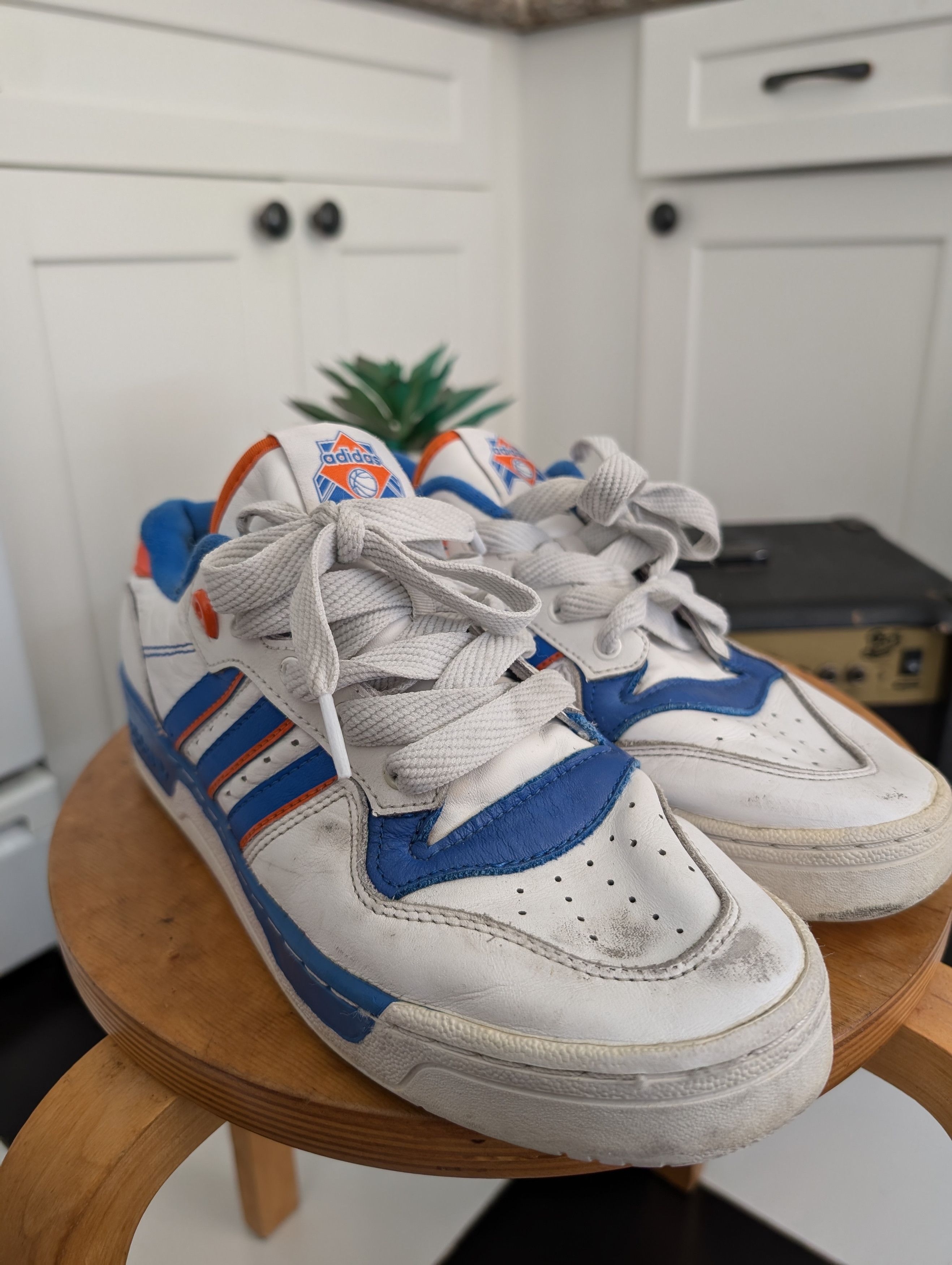 Adidas adidas Rivalry Low OG 'Knicks' Size US 9 / EU 42 - 9 Thumbnail