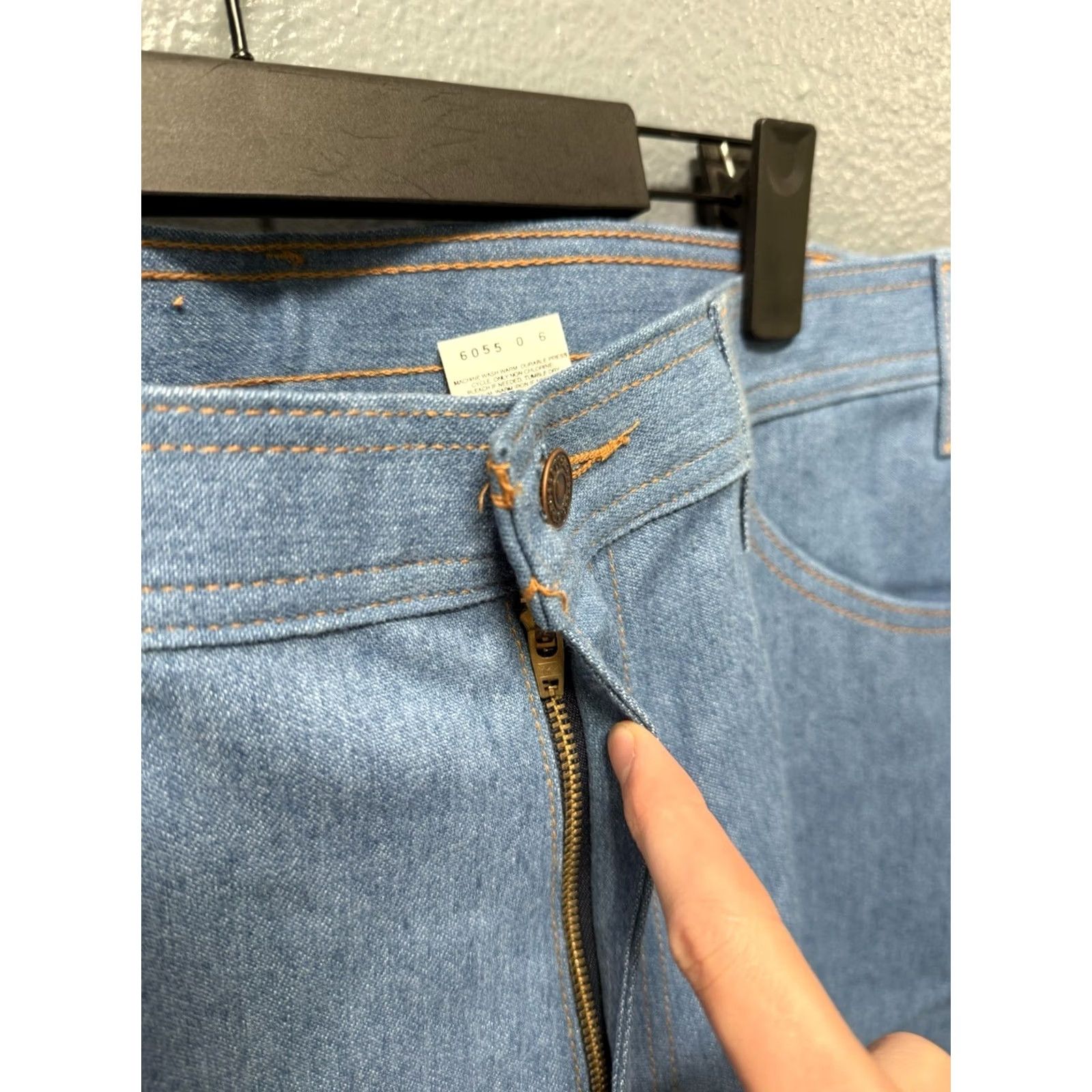 Levi's VINTAGE Levi’s Jeans Blue 38 30 Denim Pants Mens Straight 2001 Indigo Mexico Size US 38 / EU 54 - 6 Thumbnail