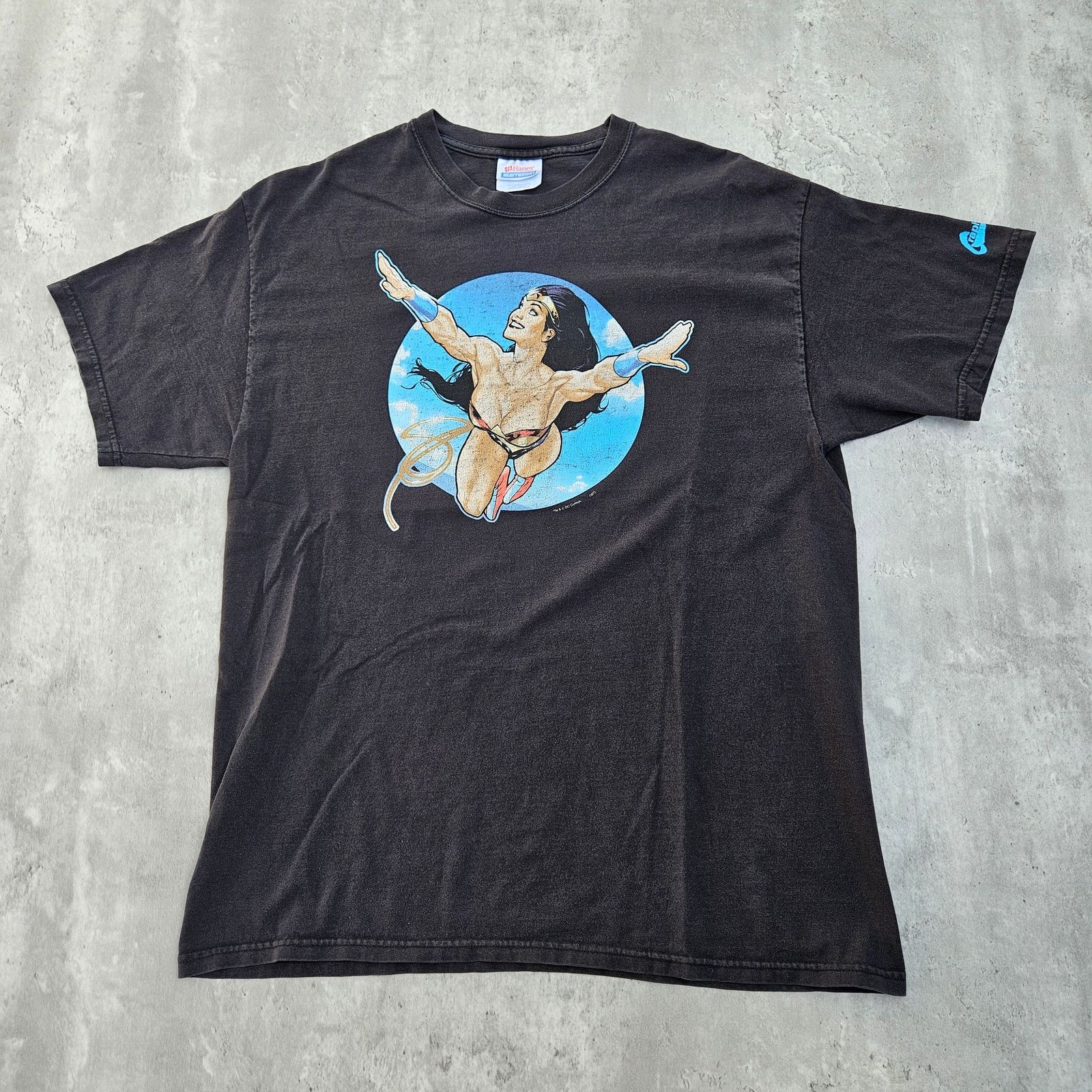 Hanes Vintage Wonder Women DC T shirt Size XL Graphitti Designs Size US XL / EU 56 / 4 - 1 Thumbnail