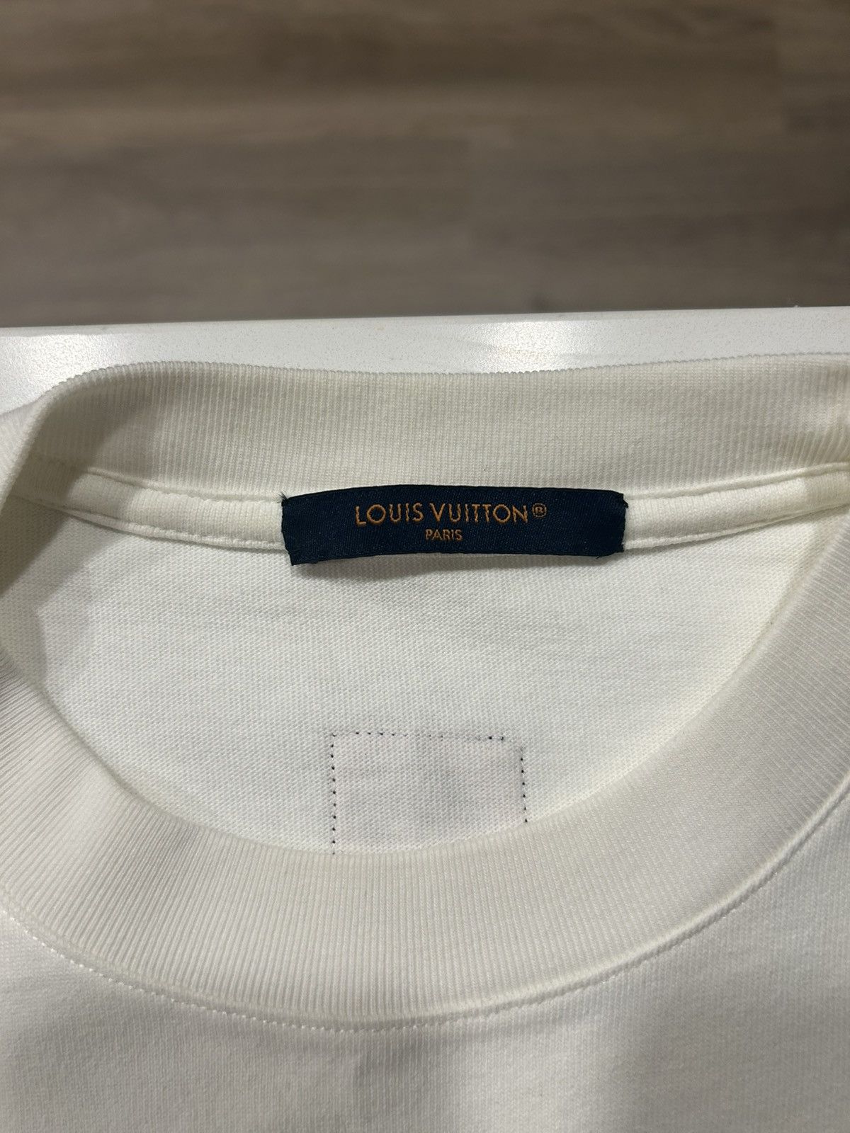 Louis Vuitton Lovers Embroidered Short-Sleeved T-Shirt Size US S / EU 44-46 / 1 - 4 Thumbnail