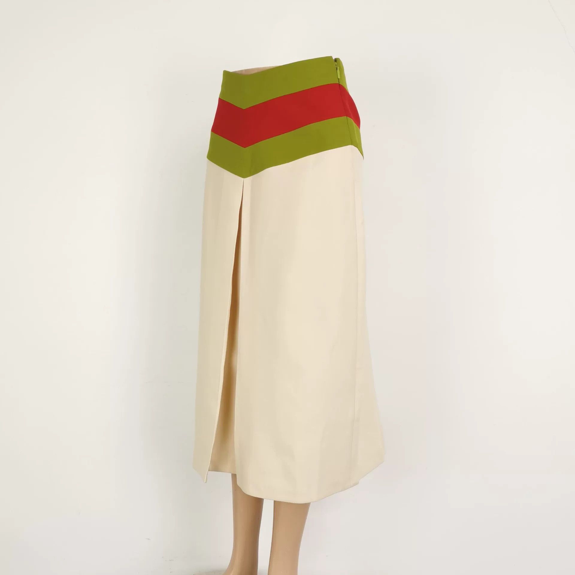 Gucci Gucci Red Green Stripe V High Waist Skirt Size 36" / US 14 / IT 50 - 1 Thumbnail