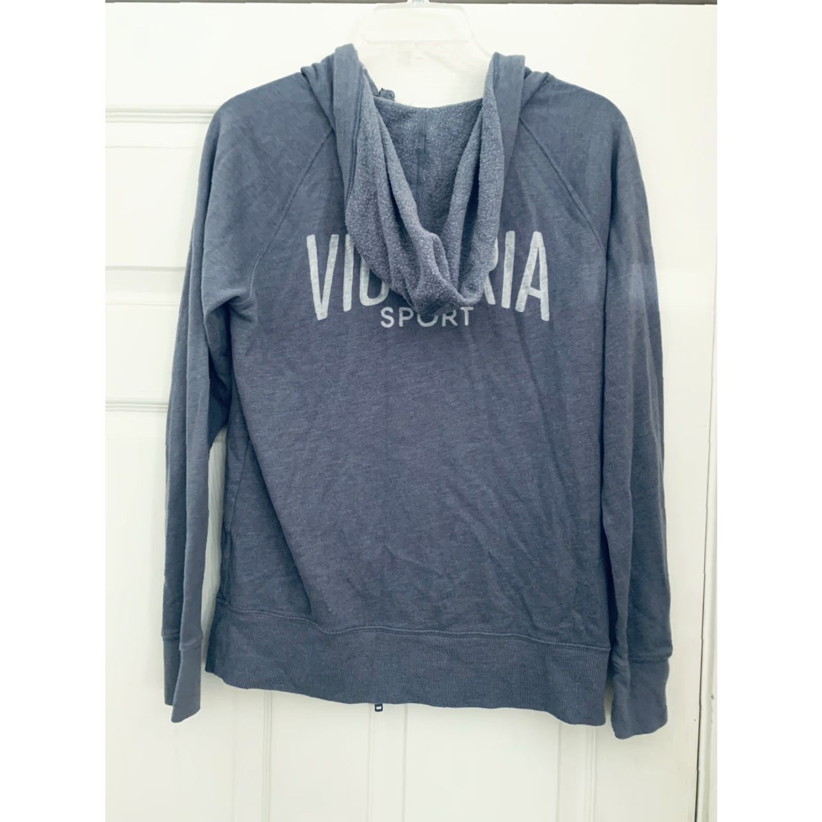 Victoria's Secret Victoria's Secret Victoria Sport Full Zip Hoodie Sweatshirt Gray Logo Oversize SZ S Women Size S / US 4 / IT 40 - 3 Thumbnail