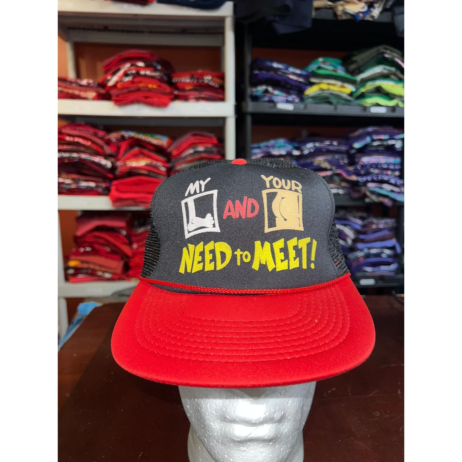 Vintage Vintage Joke Hat My Foot And Your Butt Need Meet Snapback OS Size ONE SIZE - 1 Thumbnail