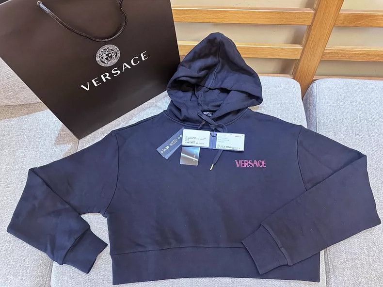 Versace Versace Black loose cropped hooded sweatshirt Size M / US 6-8 / IT 42-44 - 3 Thumbnail