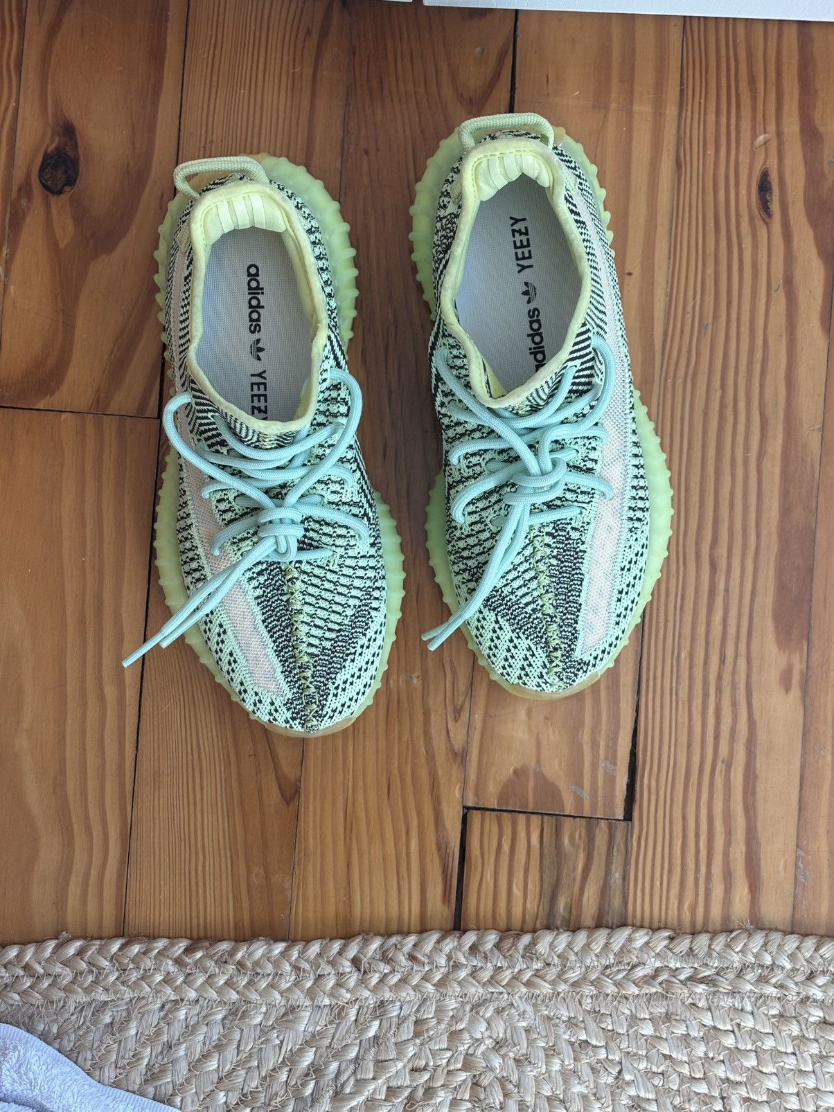 Yeezy Adidas Yeezy Boost 350 V2 Yeezreel (Non-Reflective) Size US 7 / IT 37 - 2 Thumbnail