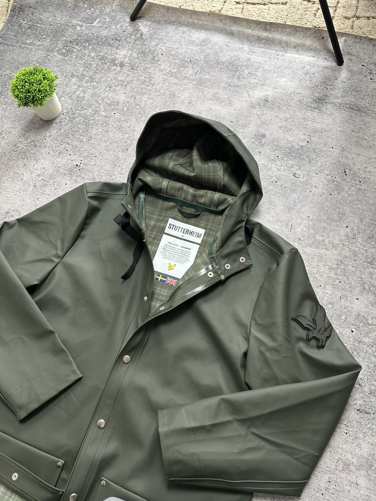 Stutterheim Lyle & Scott x Stutterheim Stockholm Rain Waterproof Jacket Size US XL / EU 56 / 4 - 7 Thumbnail