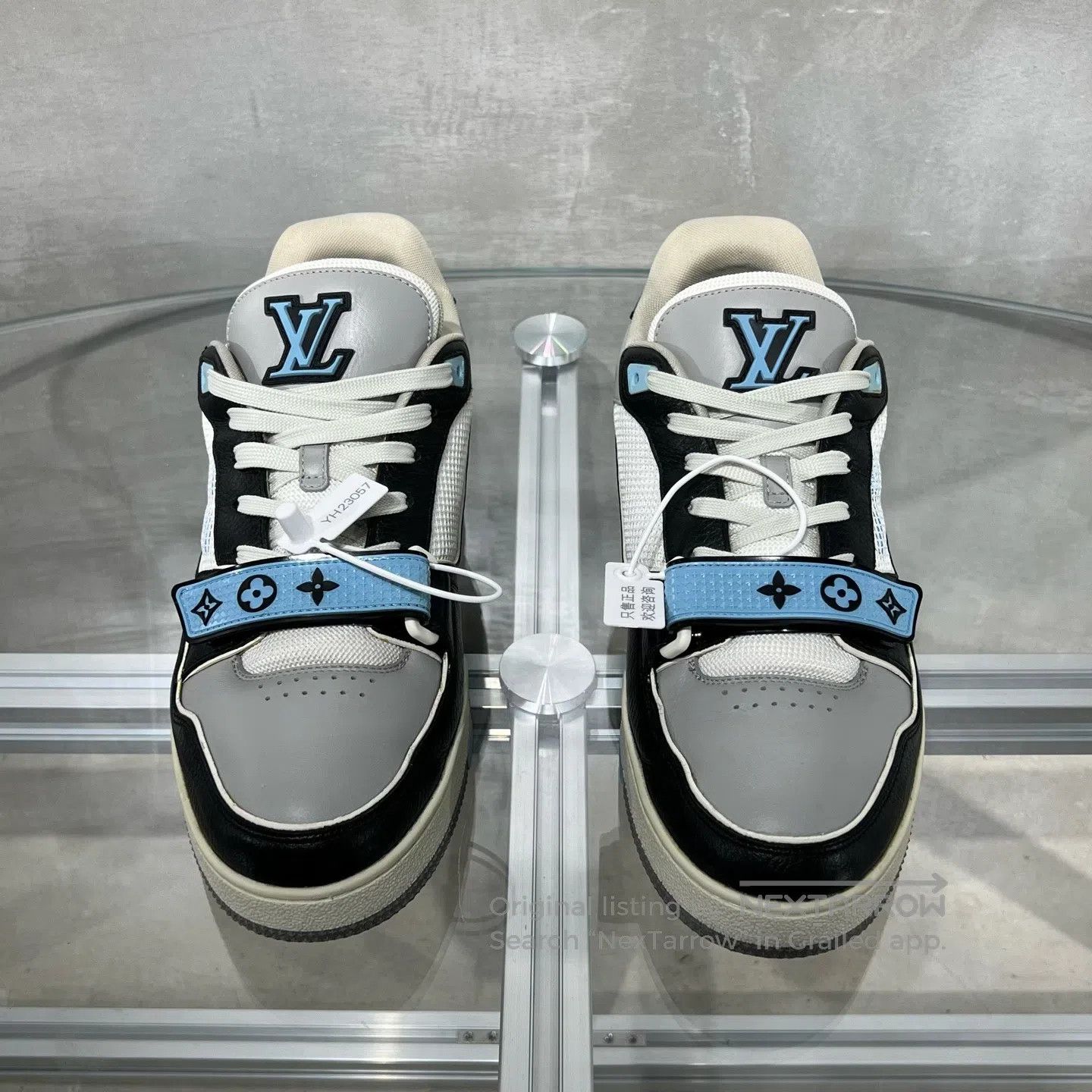 Louis Vuitton Louis Vuitton Trainer Black and Blue Velcro shoes Size US 9 / EU 42 - 2 Thumbnail