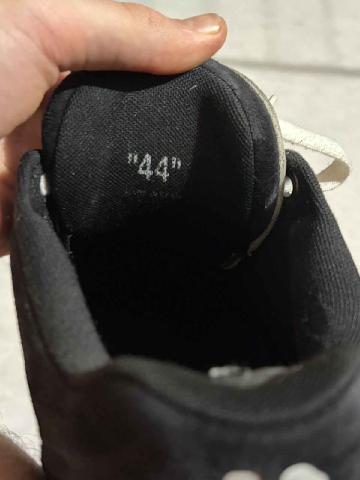 Off-White Off-White Out of Office 'Black White Suede' Size US 11 / EU 44 - 5 Thumbnail