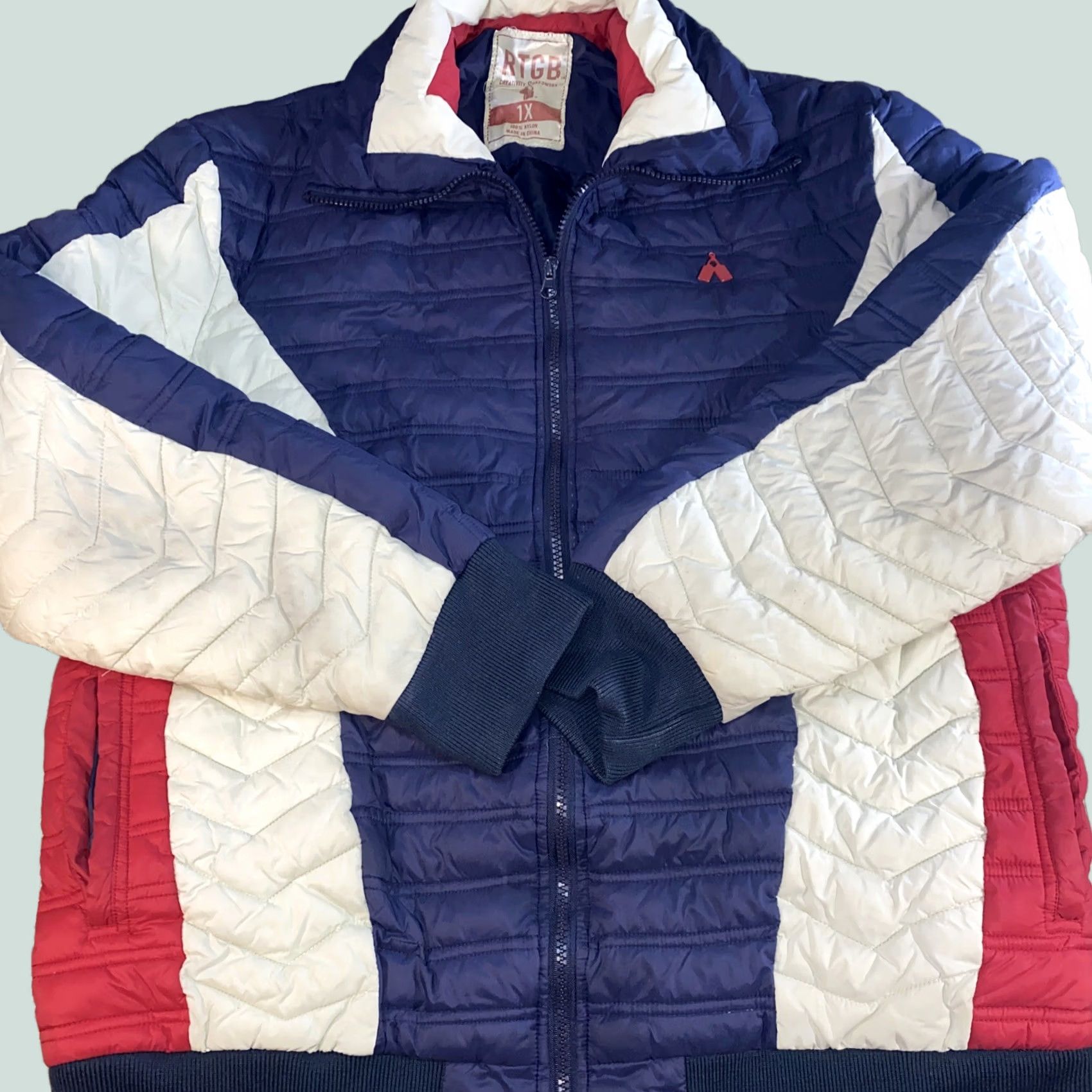 X-LARGE VINTAGE? No. Men’s X-Large Winter Coat Puffer Jacket Nylon Blue White Red Pockets Holiday? 90s? Not applicable. Size US XL / EU 56 / 4 - 1 Thumbnail