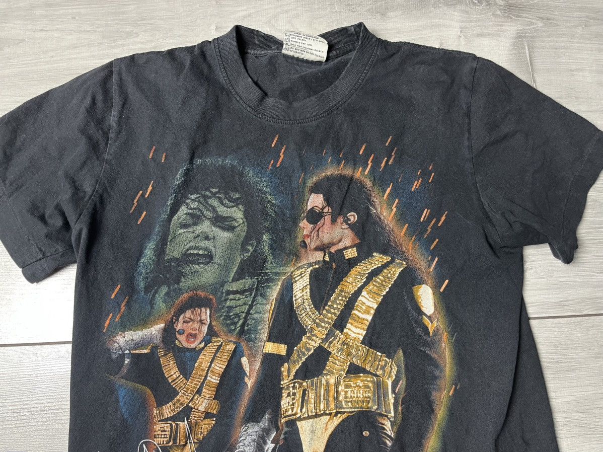 Band Tees Michael Jackson king of pop memorial Tshirt size S/M Size US S / EU 44-46 / 1 - 3 Thumbnail
