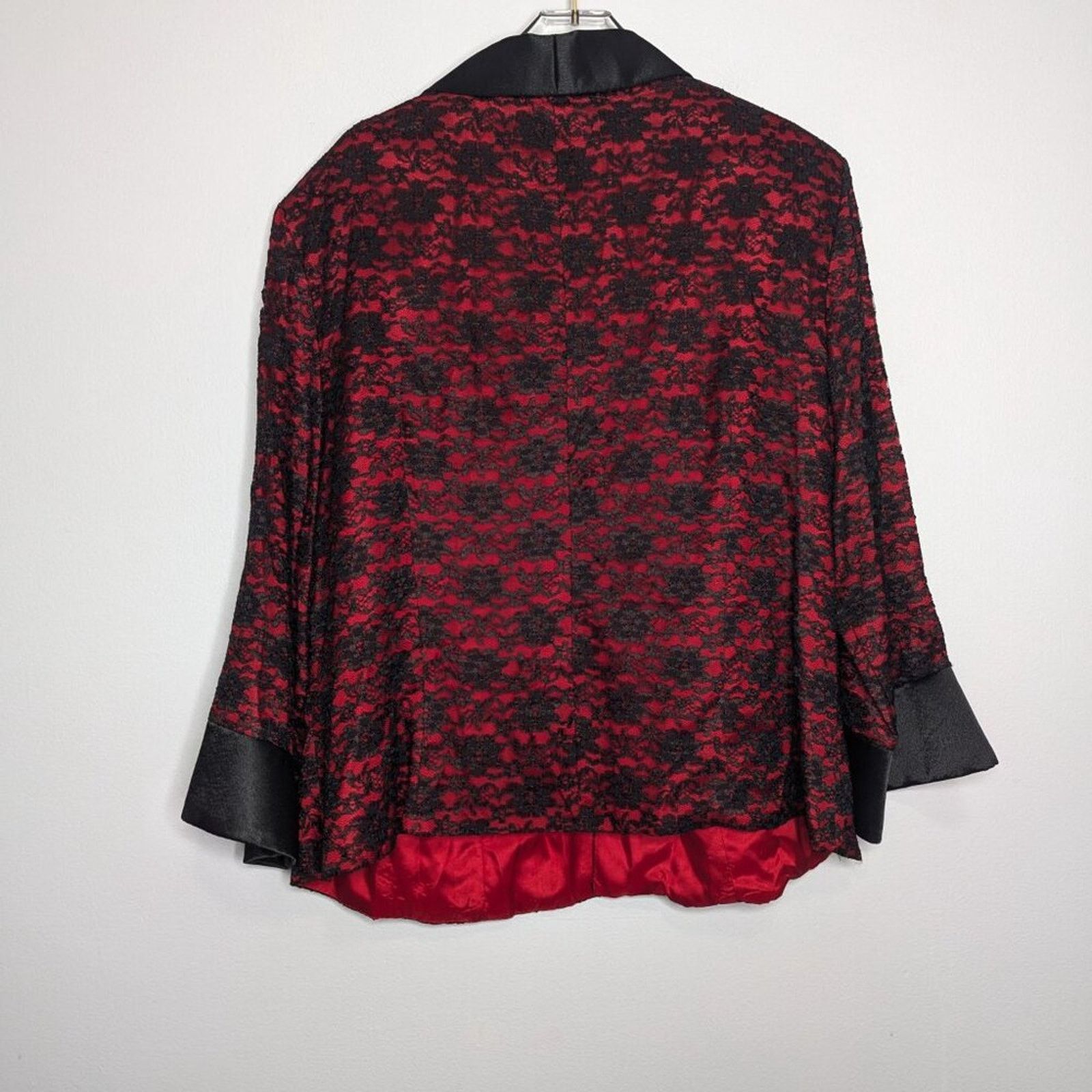 Vintage Vintage 90's JR Nites Red Black Lace Blazer Satin Trim Goth Size 3XL / US 20-22 - 2 Thumbnail
