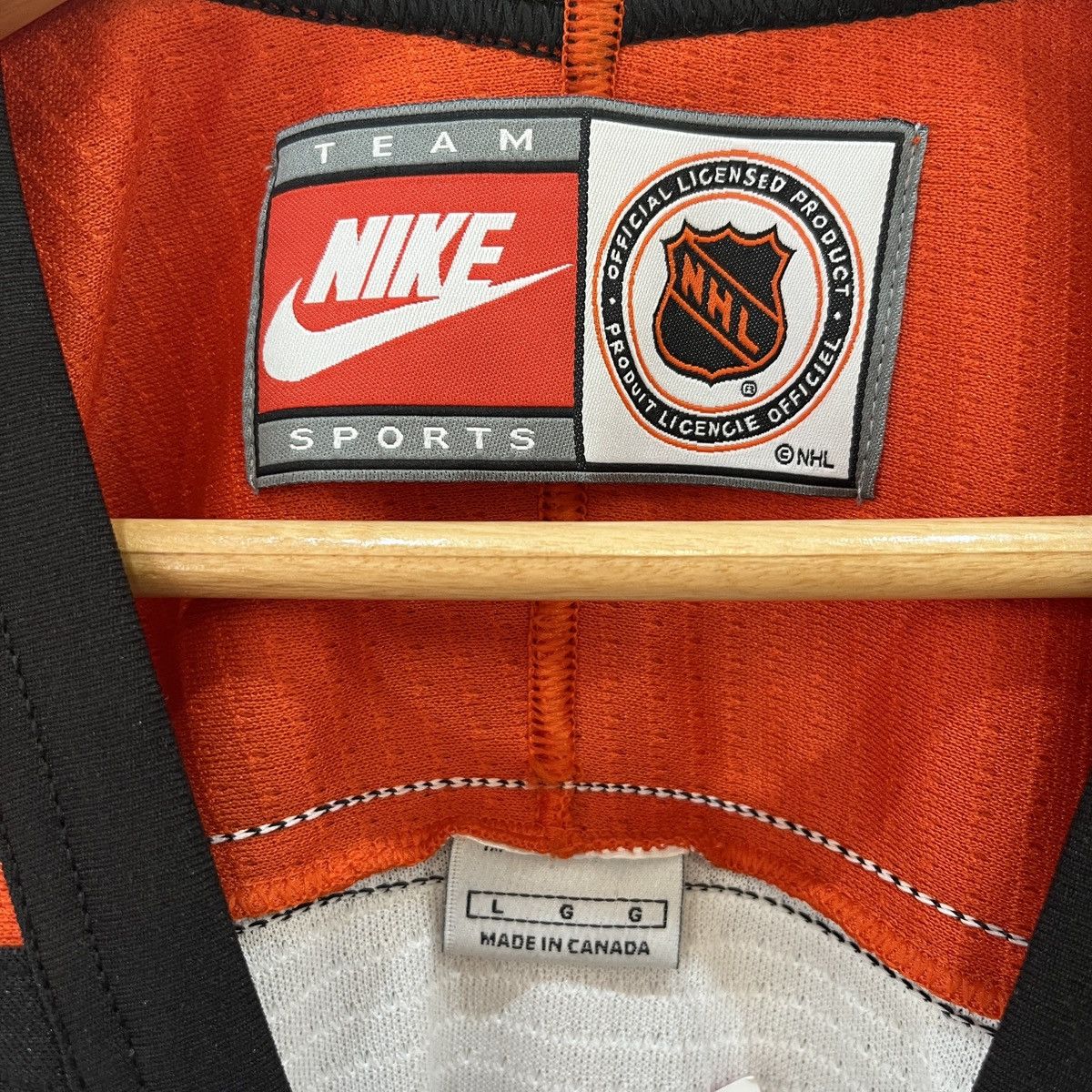 NHL × Nike × Vintage BNWOT Vintage Philadelphia Flyers 97 Home Nike Hockey Jersey Size US L / EU 52-54 / 3 - 6 Thumbnail