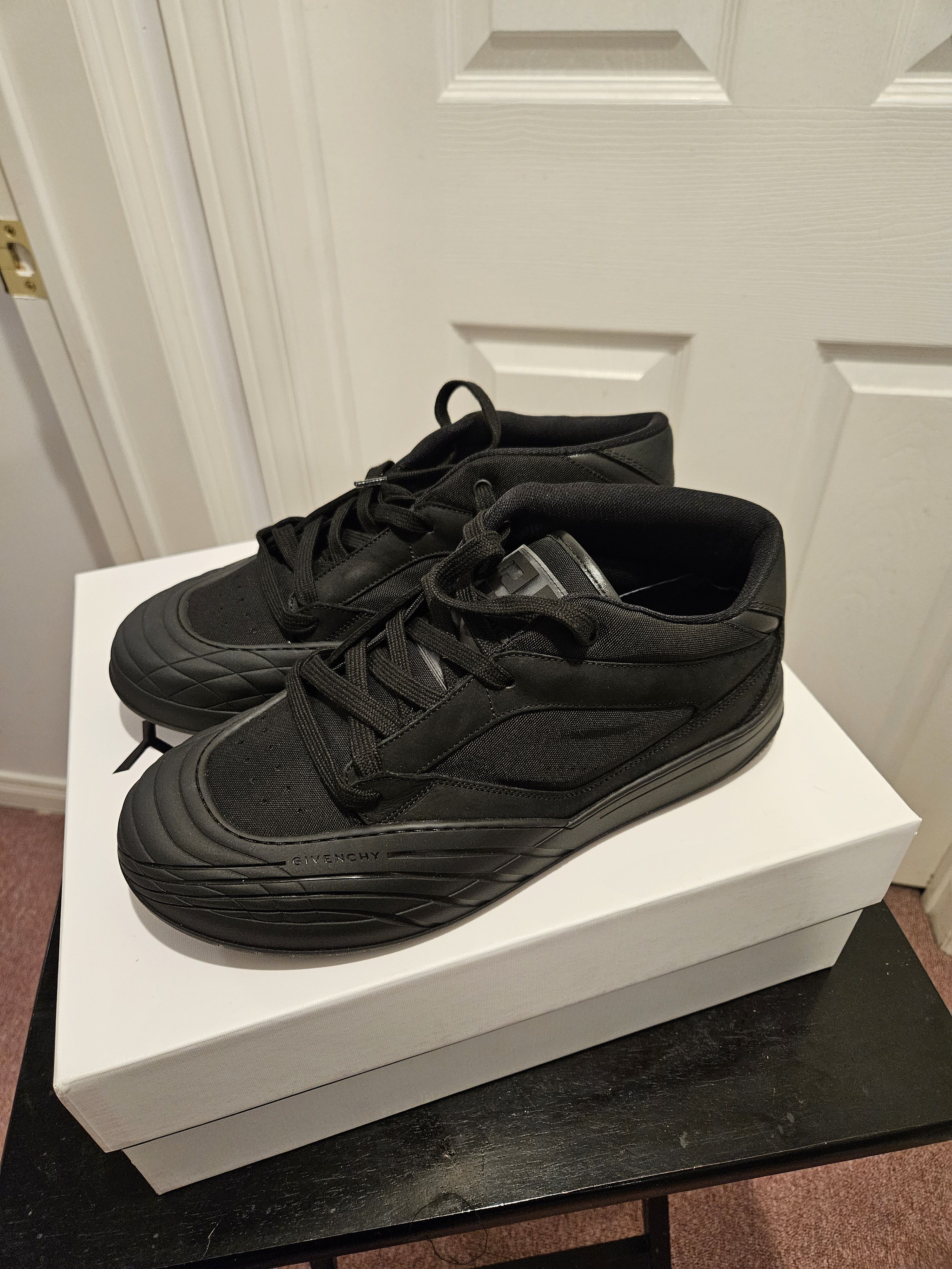 Givenchy Skate Nubuck Sneakers Size US 9.5 / EU 42-43 - 4 Thumbnail