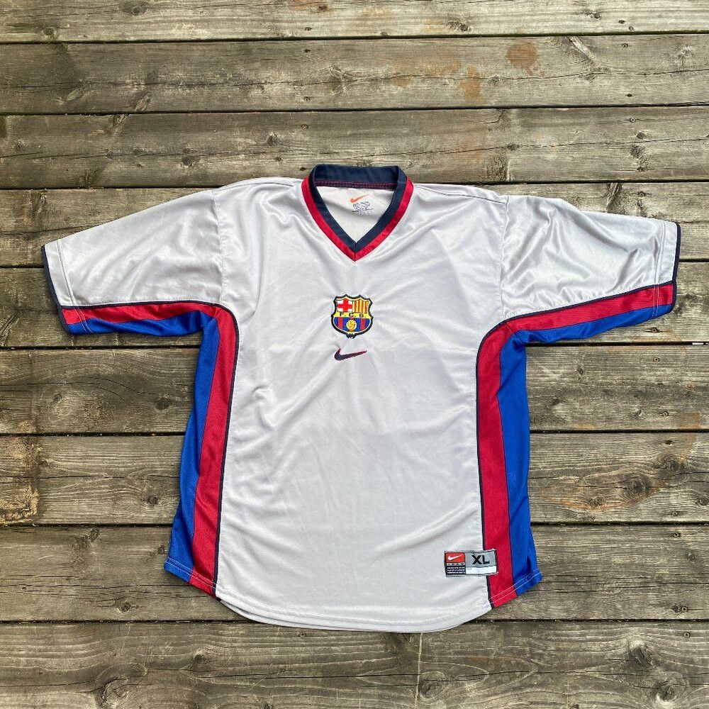 Nike × Vintage Vintage 1999 Nike Barcelona Spain Away Soccer Jersey XL Size US XL / EU 56 / 4 - 1 Thumbnail