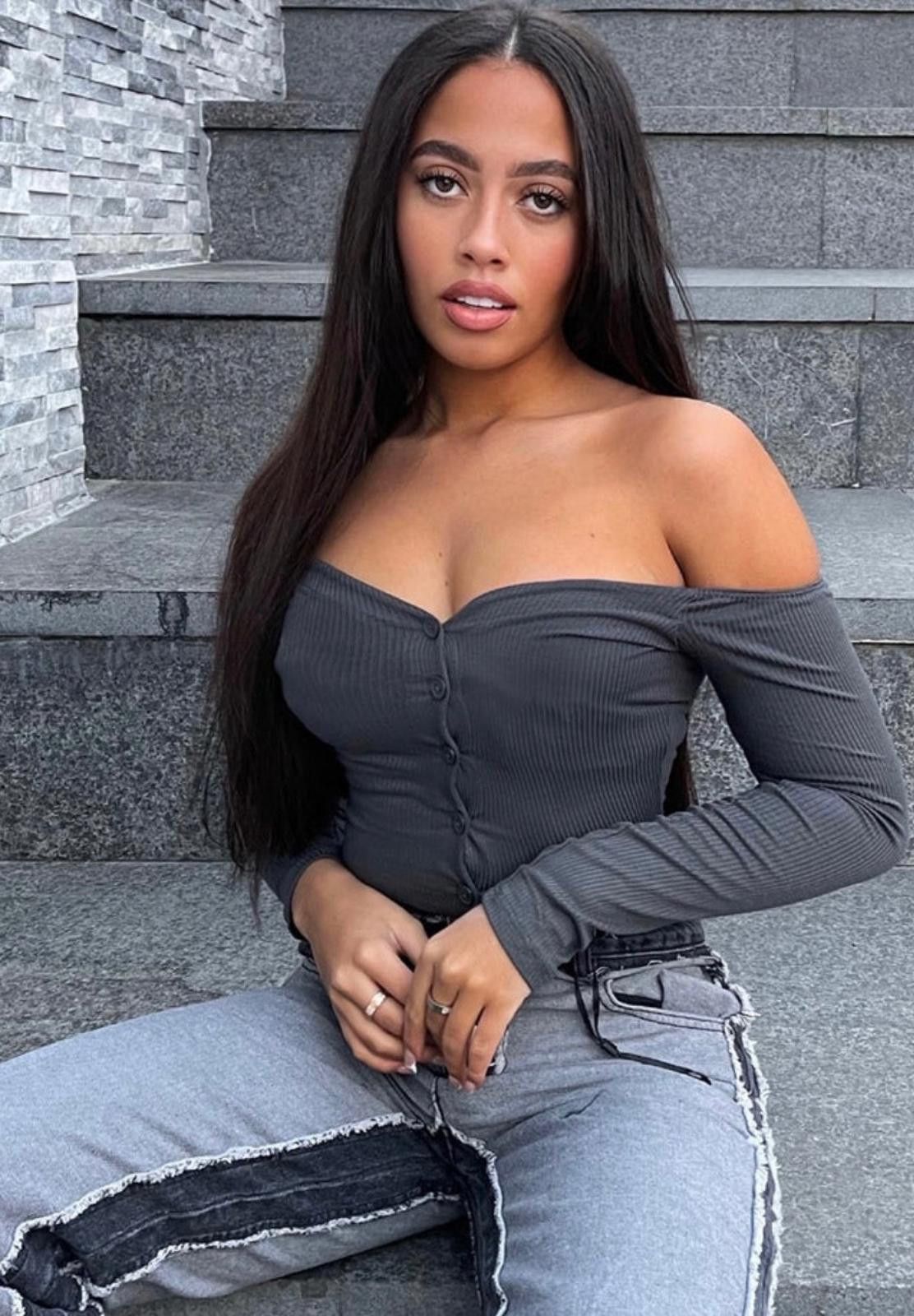 Fashion Victim FASHION NOVA Off-Shoulder Bodysuit in Charcoal (SMALL) Size S / US 4 / IT 40 - 2 Thumbnail