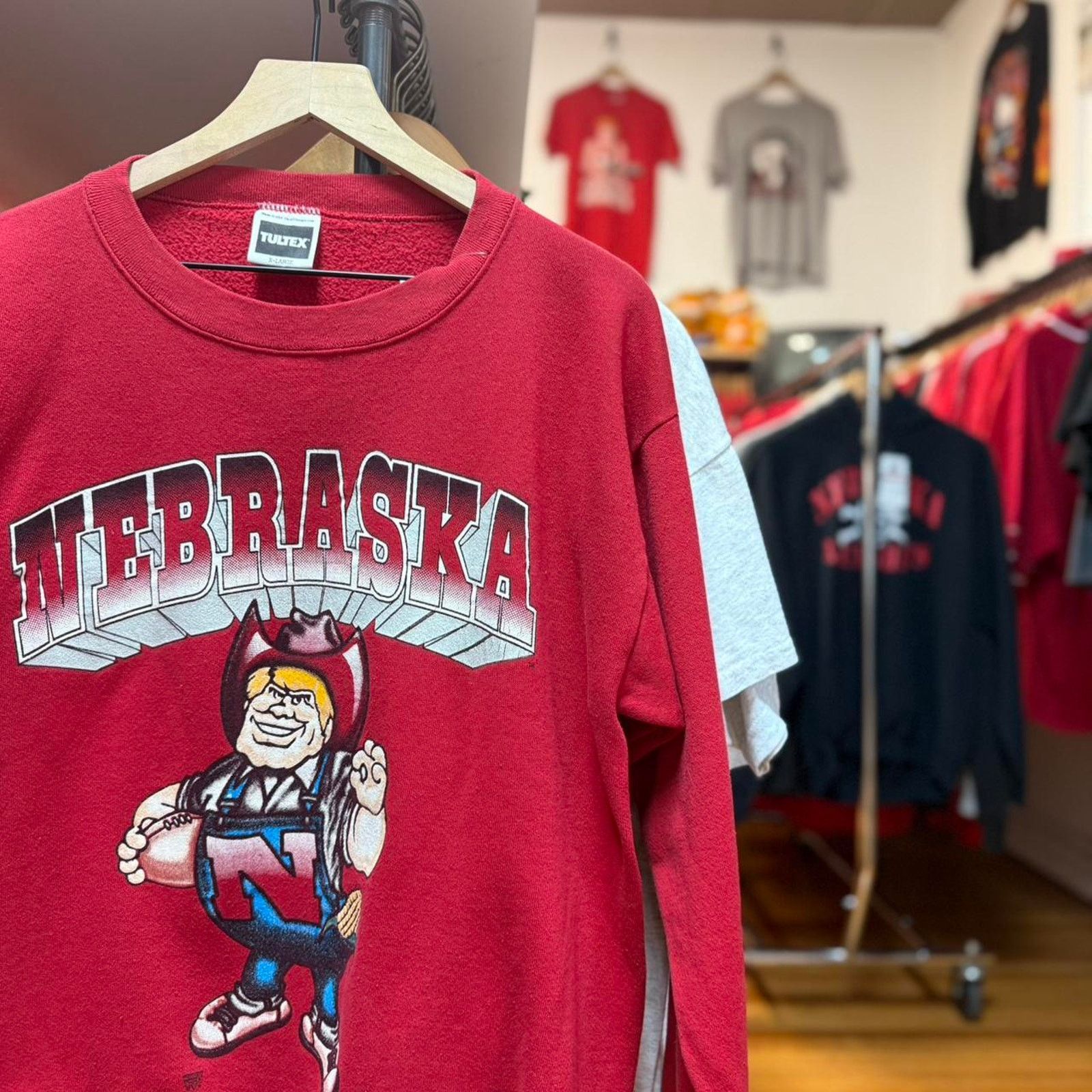 Vintage Vintage 90s Nebraska Huskers Herbie Crewneck Size US XL / EU 56 / 4 - 1 Thumbnail