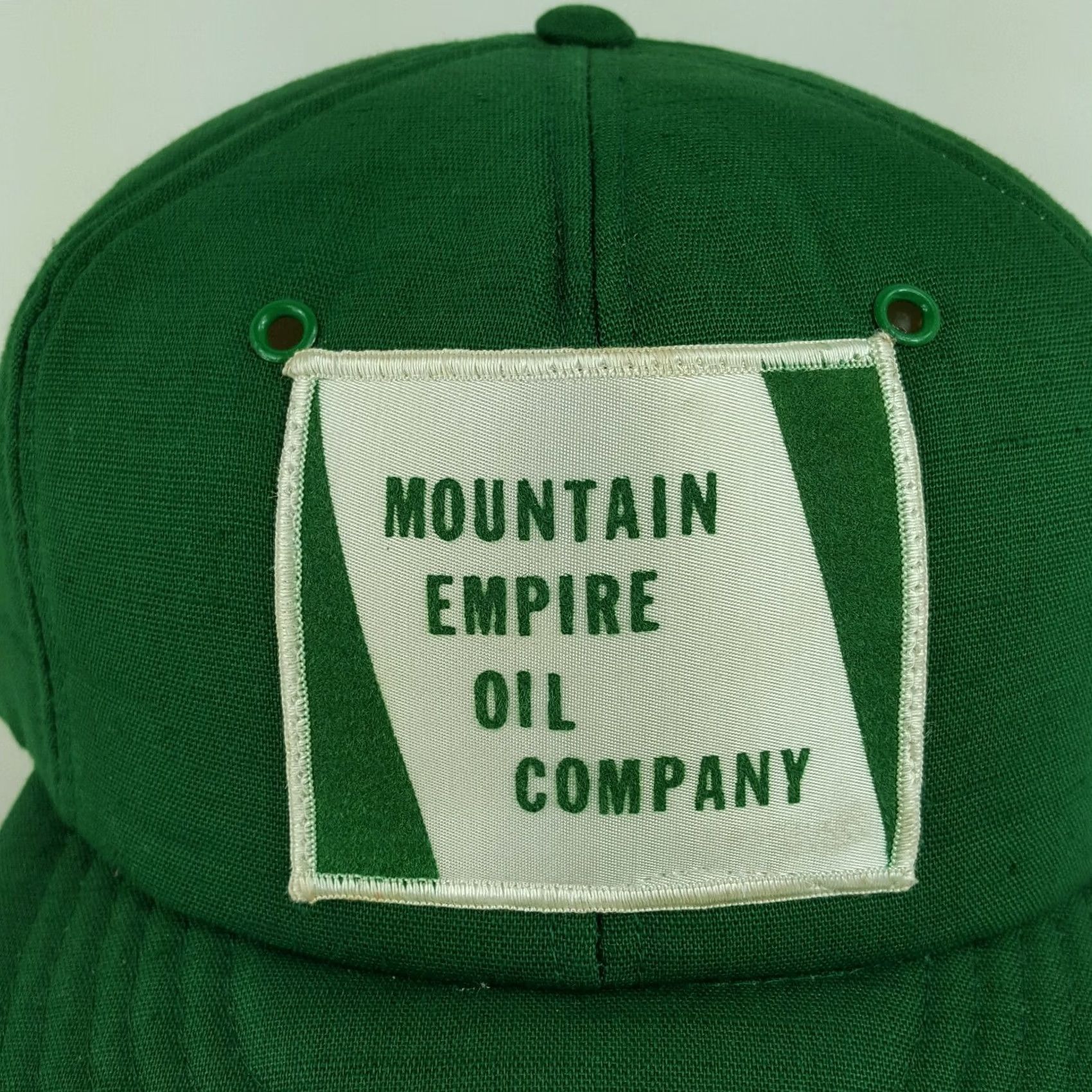 Vintage Vintage Snap-Back Foam Green Patch Trucker Hat Cap Men's Adjustable Embroidered Logo 80s Retro Oil Gas Transportation Size ONE SIZE - 2 Thumbnail