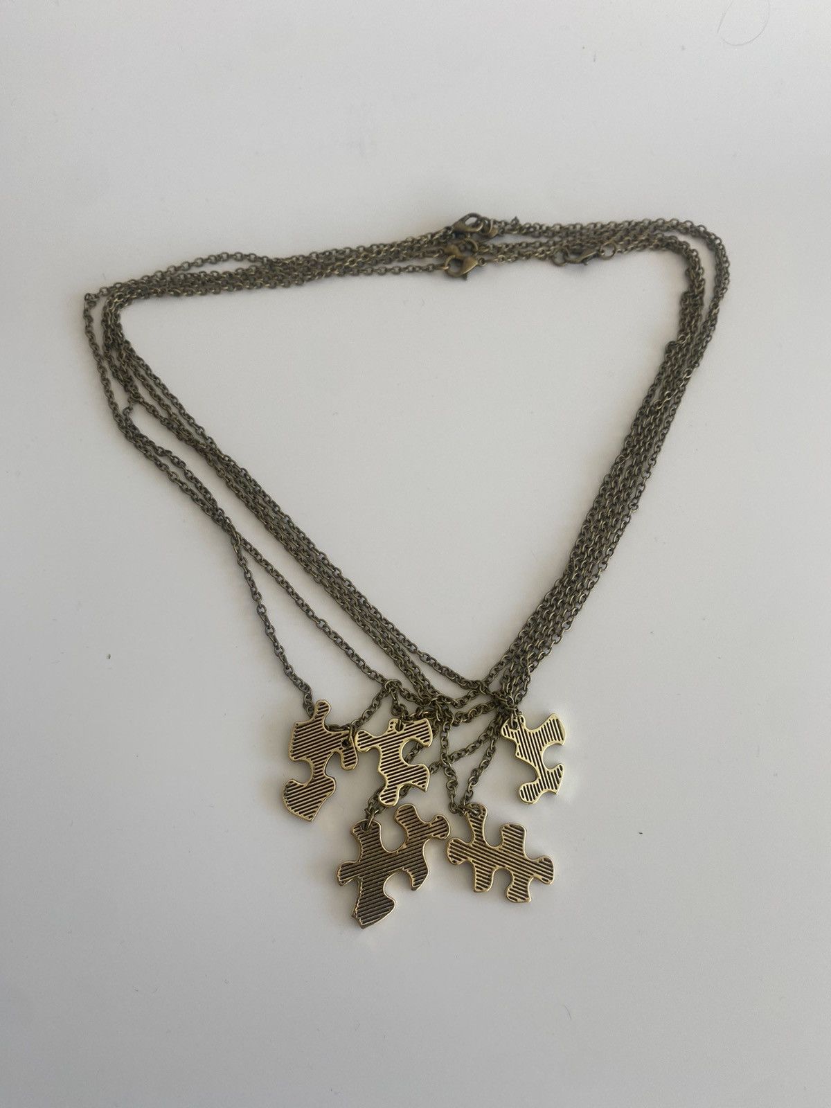 Other Women's necklace friends necklace Size ONE SIZE - 4 Thumbnail