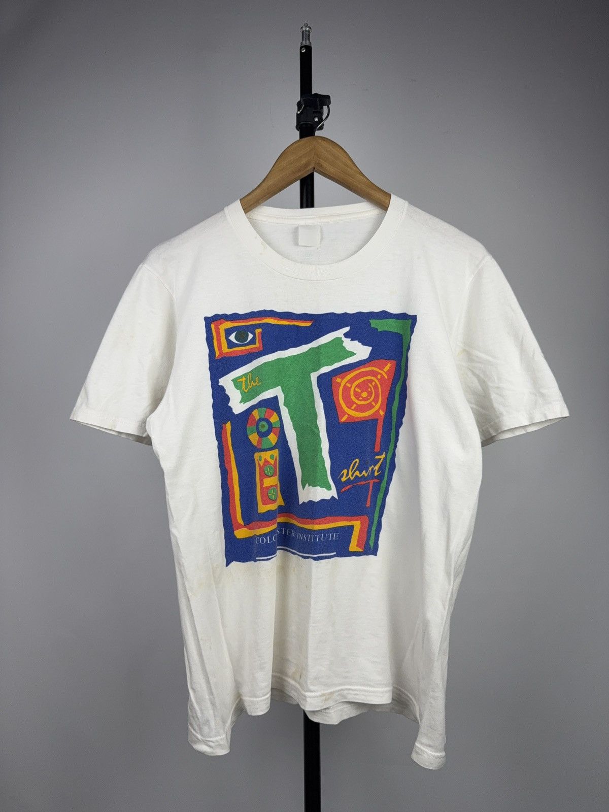 Vintage Vintage RETRO 90s Colchester Institute Art Graphic T-Shirt Size US M / EU 48-50 / 2 - 1 Thumbnail