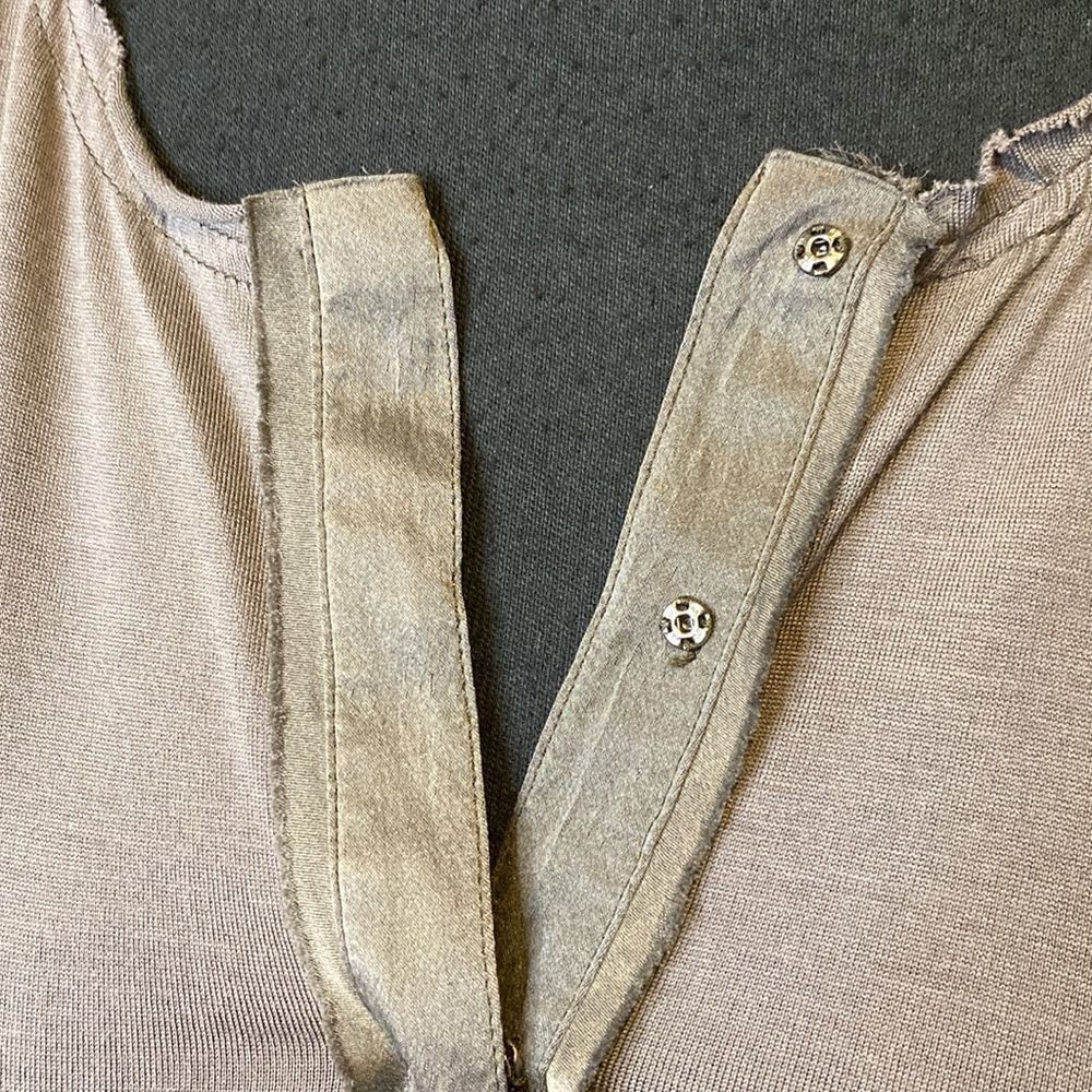 Other Go Silk Long Sleeve Top 1/2 Button Clasp Distressed Uneven Size XS / US 0-2 / IT 36-38 - 2 Thumbnail
