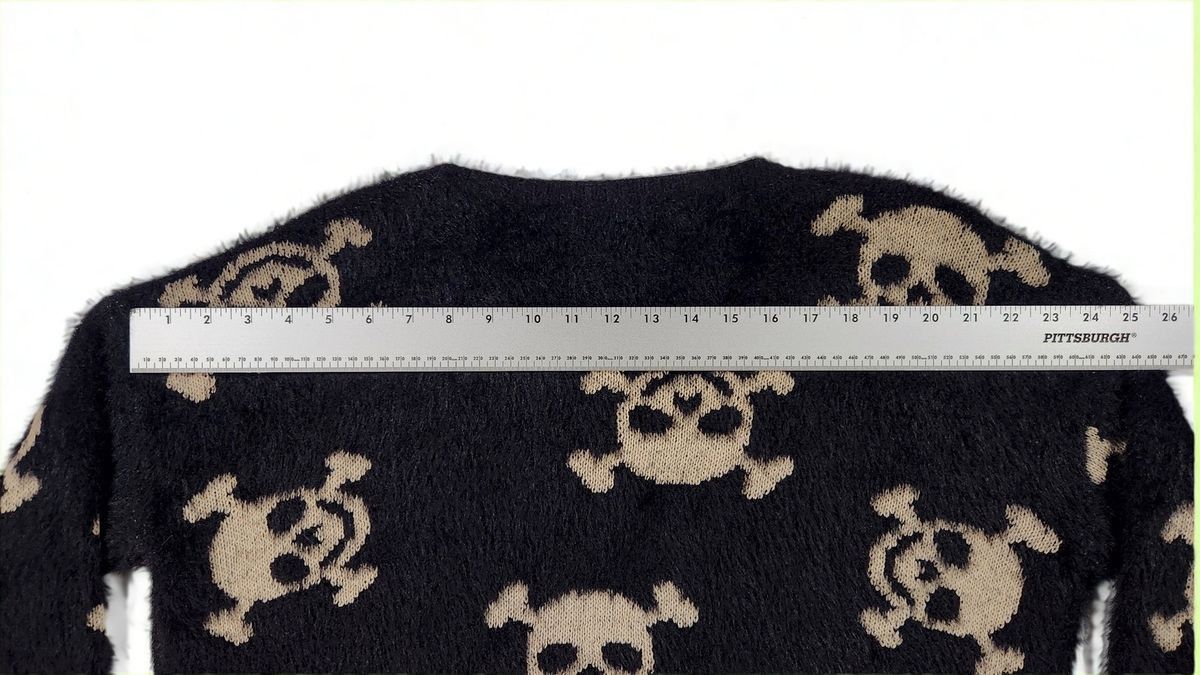 Shein SHEIN Eyelash Knit Skull Jacquard Cropped Pullover Boxy L Size L / US 10 / IT 46 - 3 Thumbnail