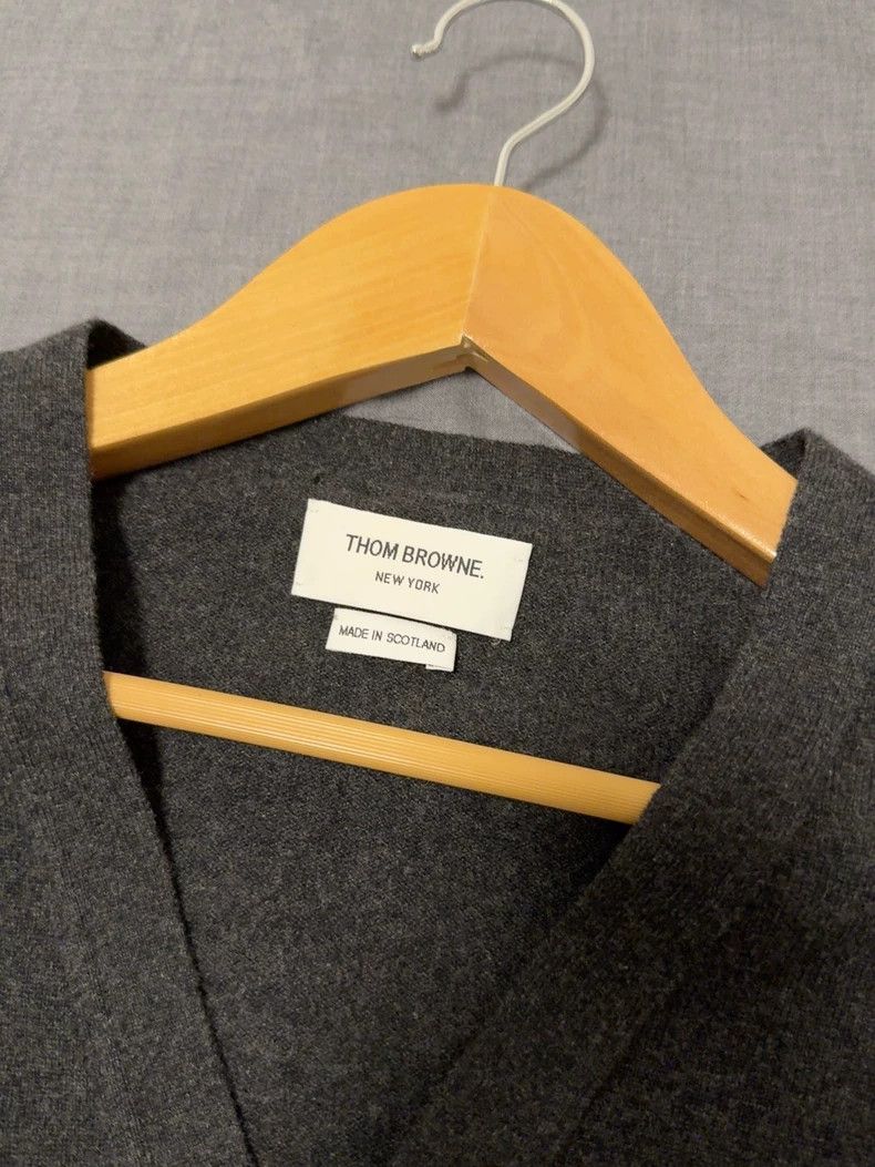 Thom Browne Thom browne Classic dark gray cashmere cardigan jacket 2503 Size US M / EU 48-50 / 2 - 5 Thumbnail