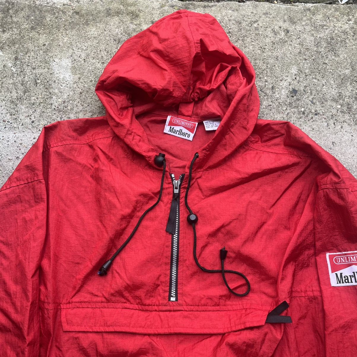 Marlboro Vintage 90s Marlboro Jacket Nylon Bomber Racing Team USA Size US L / EU 52-54 / 3 - 4 Thumbnail