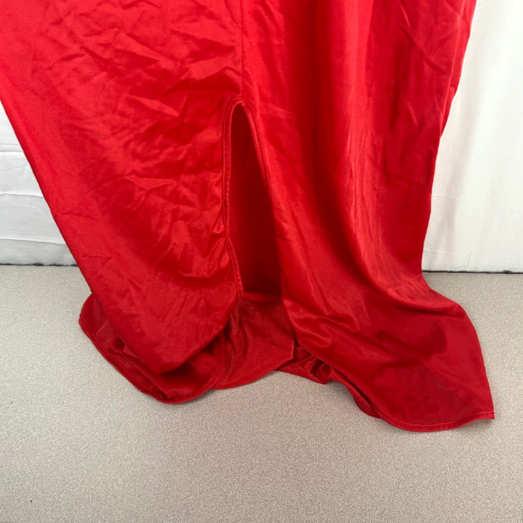 Vintage VINTAGE Paramount New York Nightgown Red Satin Black Lace Trim Maxi Slip Dress S Red 1990s Womens Nightwear Size S / US 4 / IT 40 - 4 Thumbnail