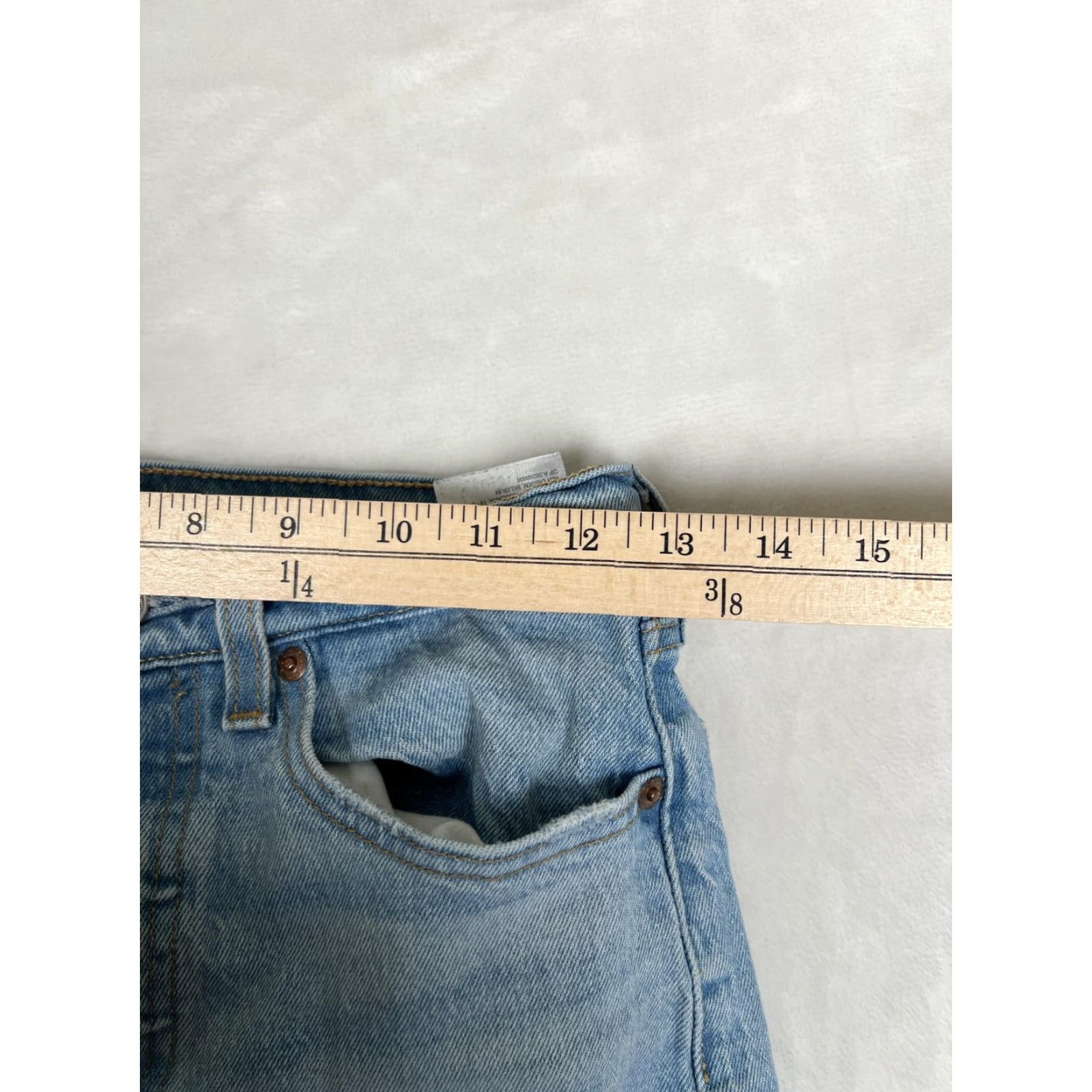 Levi's Levi's Wedgie Straight Crop Jeans Women's 25 Blue High Rise Distressed Denim Slim Pockets 5-Pocket Design Vintage No Size 42" / US 20 - 4 Thumbnail