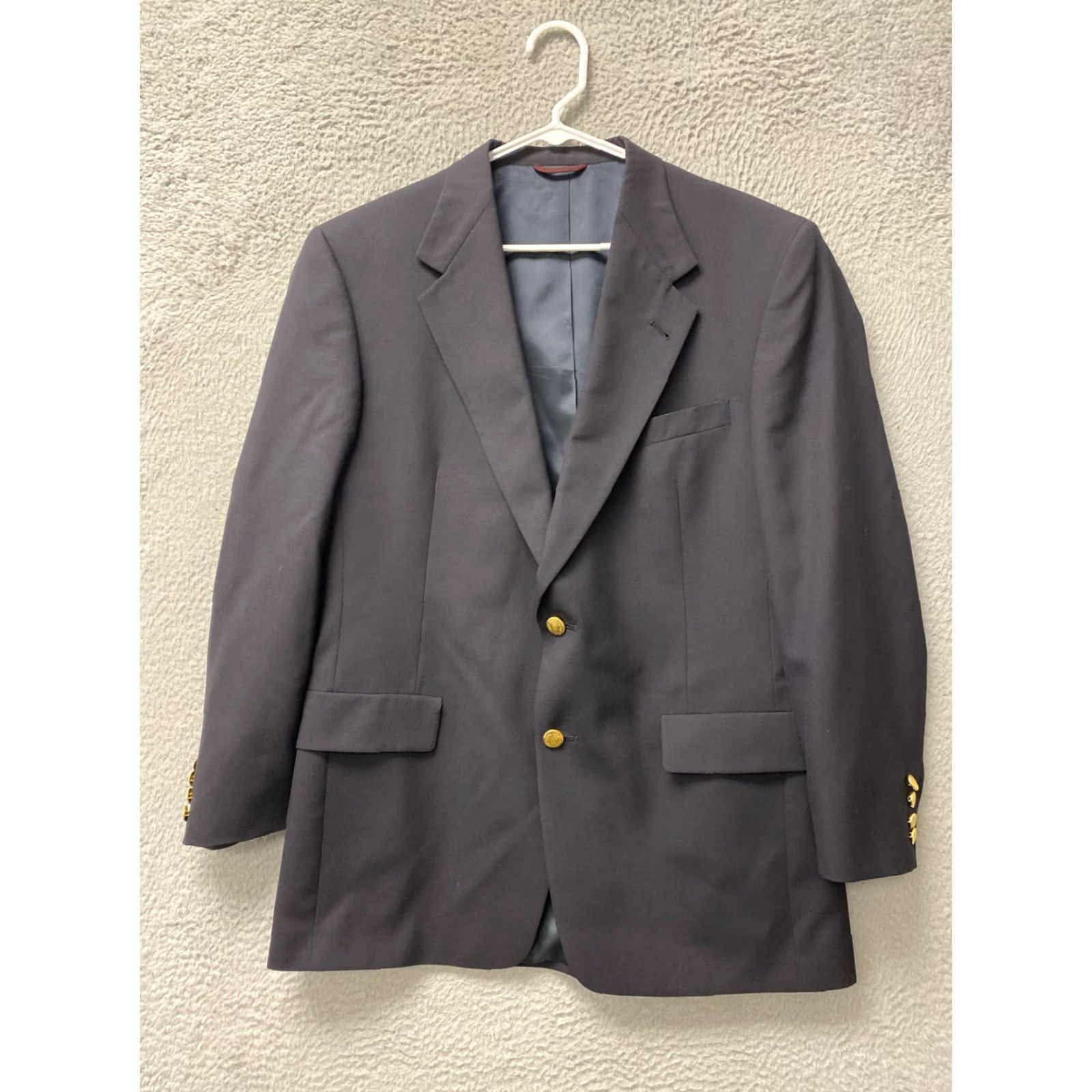Hart Schaffner Marx Hart Schaffner Marx Blazer Navy Blue Wool Two Gold Buttons Mens 41 Regular Blue Gold Buttons Notch Lapel Single-Breasted Two-Button Front Vintage No Size 42R - 3 Thumbnail