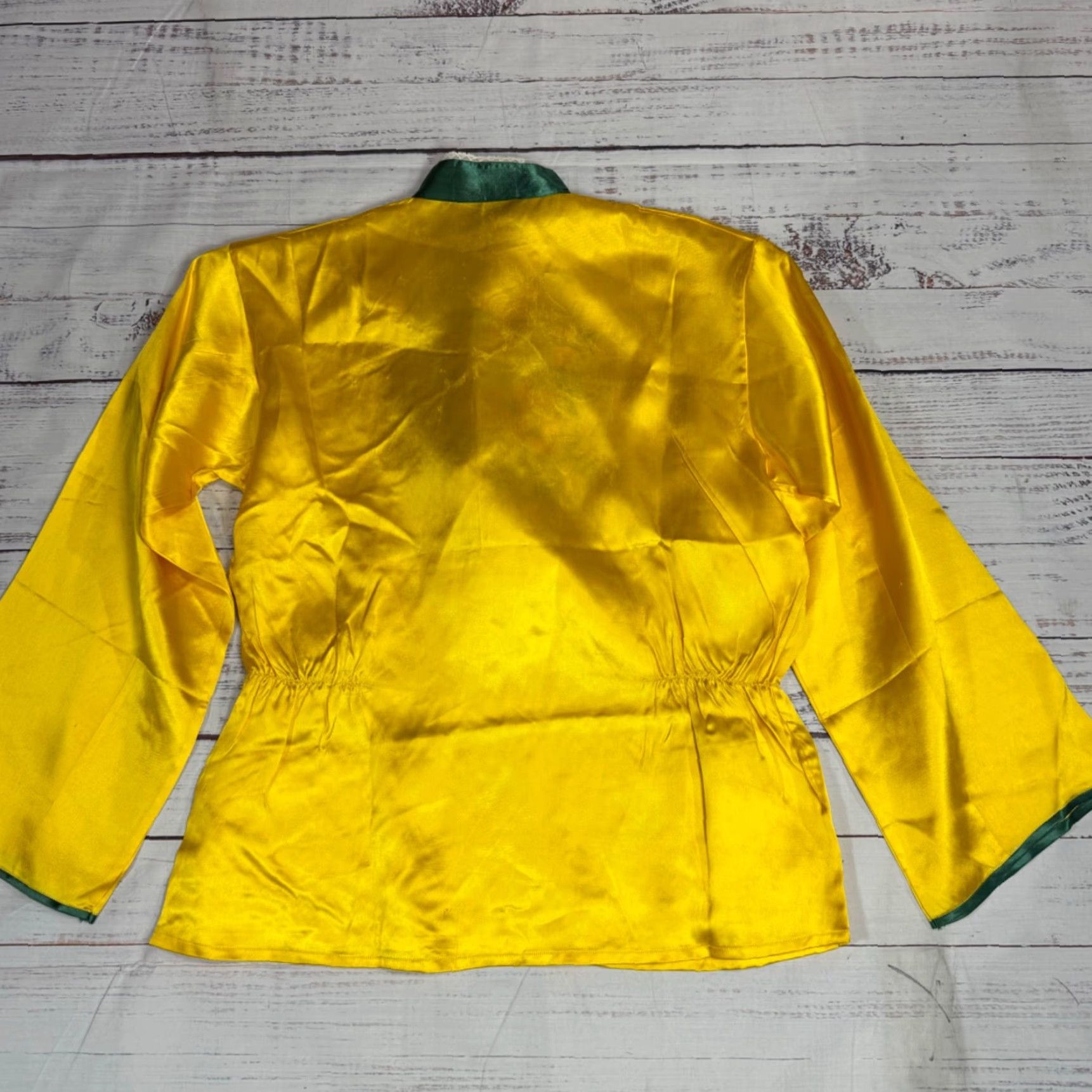 Vintage Vtg 40's-50's Womens Embroidered WWII Souvenir Top M Yellow Lounge Sleep Japan Shirt Womens M Yellow Embroidered WWII Souvenir Top Size M / US 6-8 / IT 42-44 - 4 Thumbnail